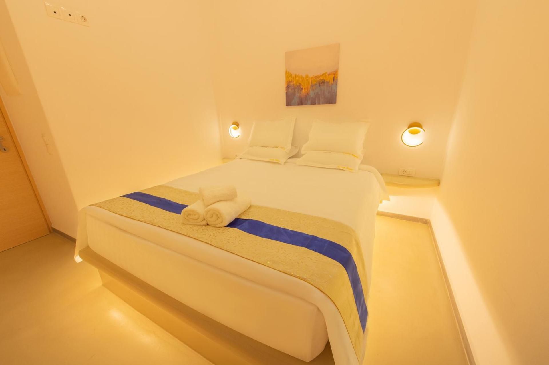 One-Bedroom Apartment with Spa Bath