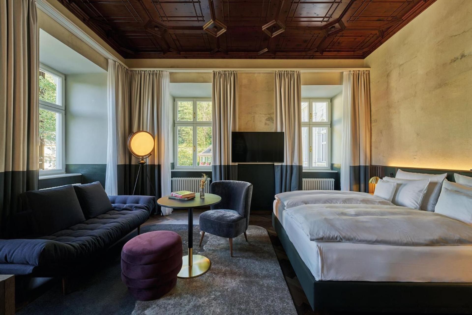 Junior Suite with Mountain View