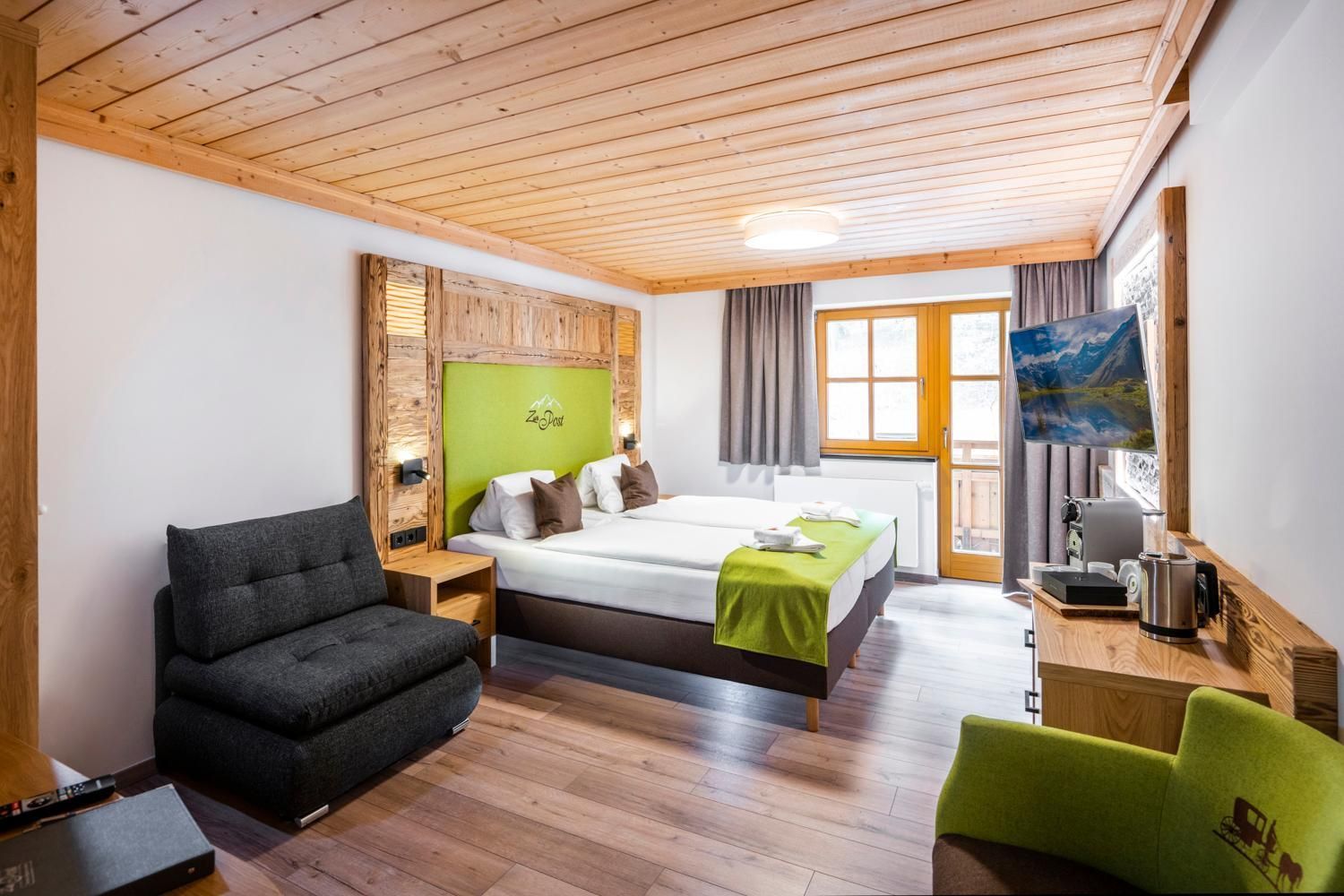 Deluxe Double Room with Balcony