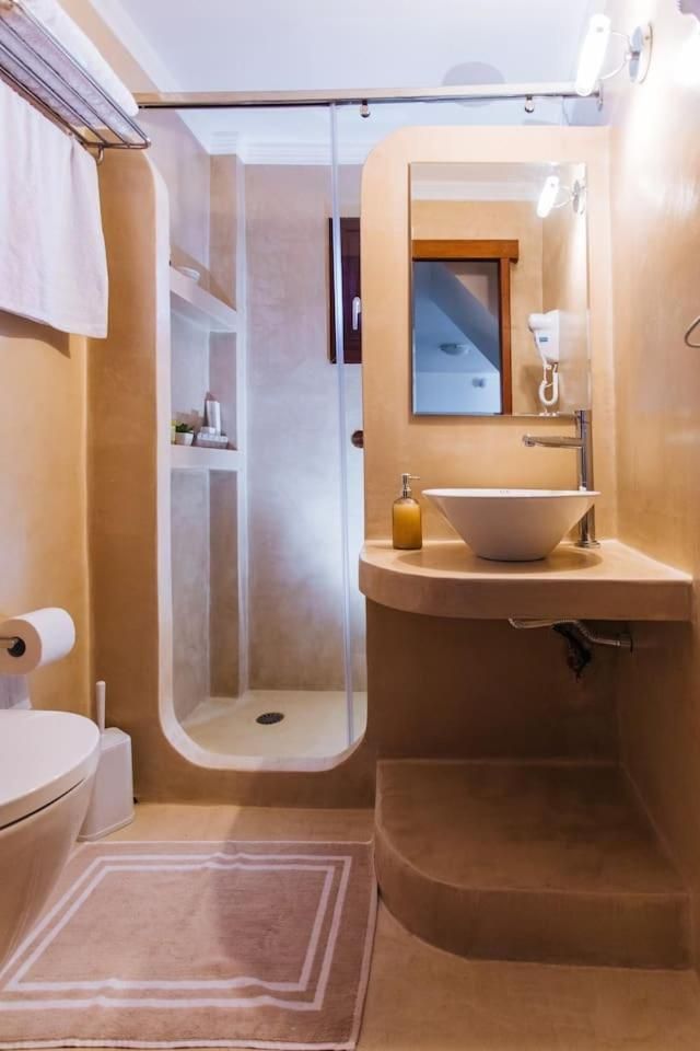 Sun Stories Suites Two-Bedroom Apartment 2