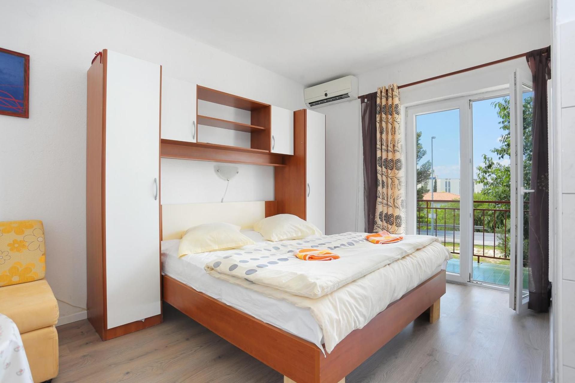Studio with Balcony and Sea View
