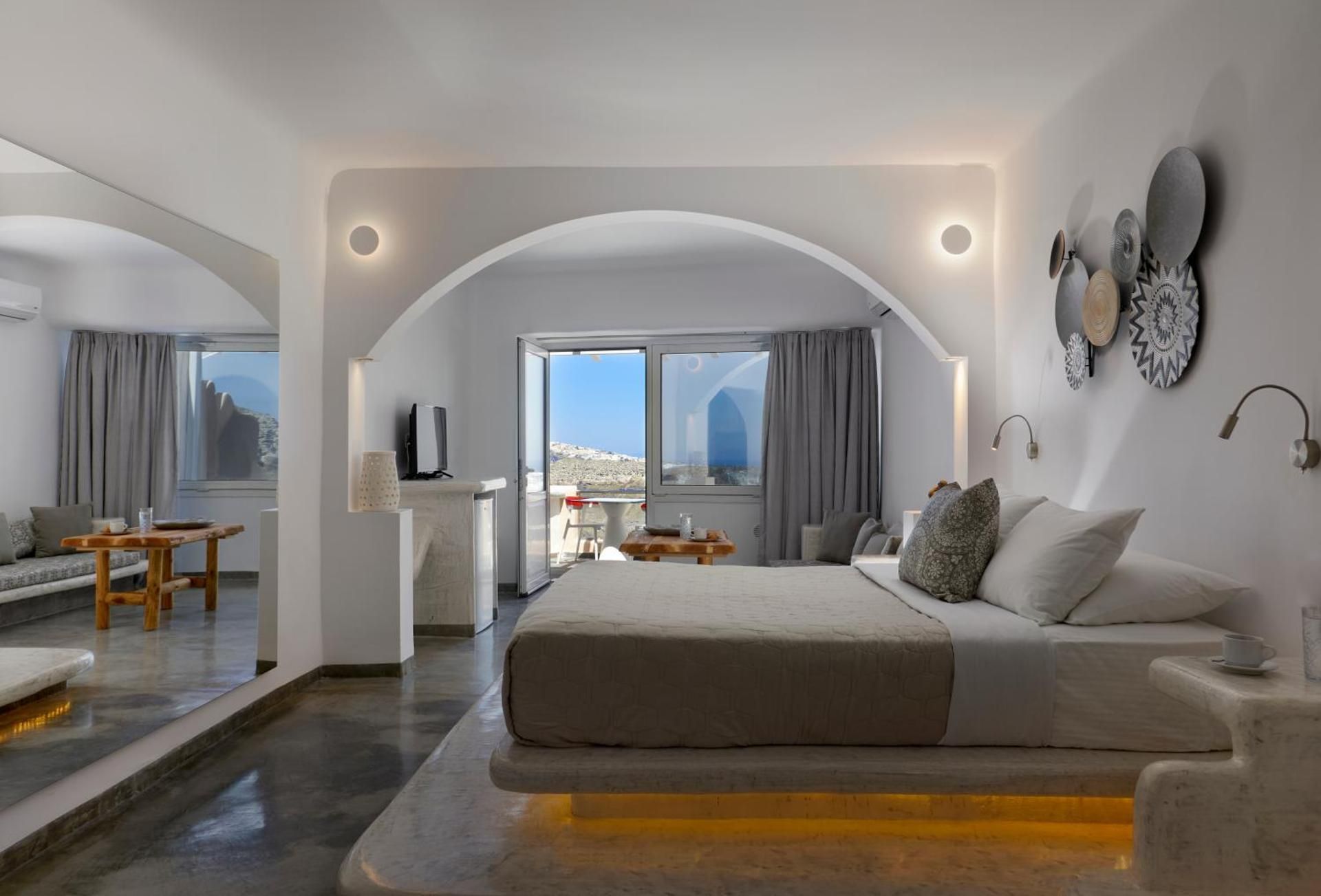 Elegant Suite Caldera View
