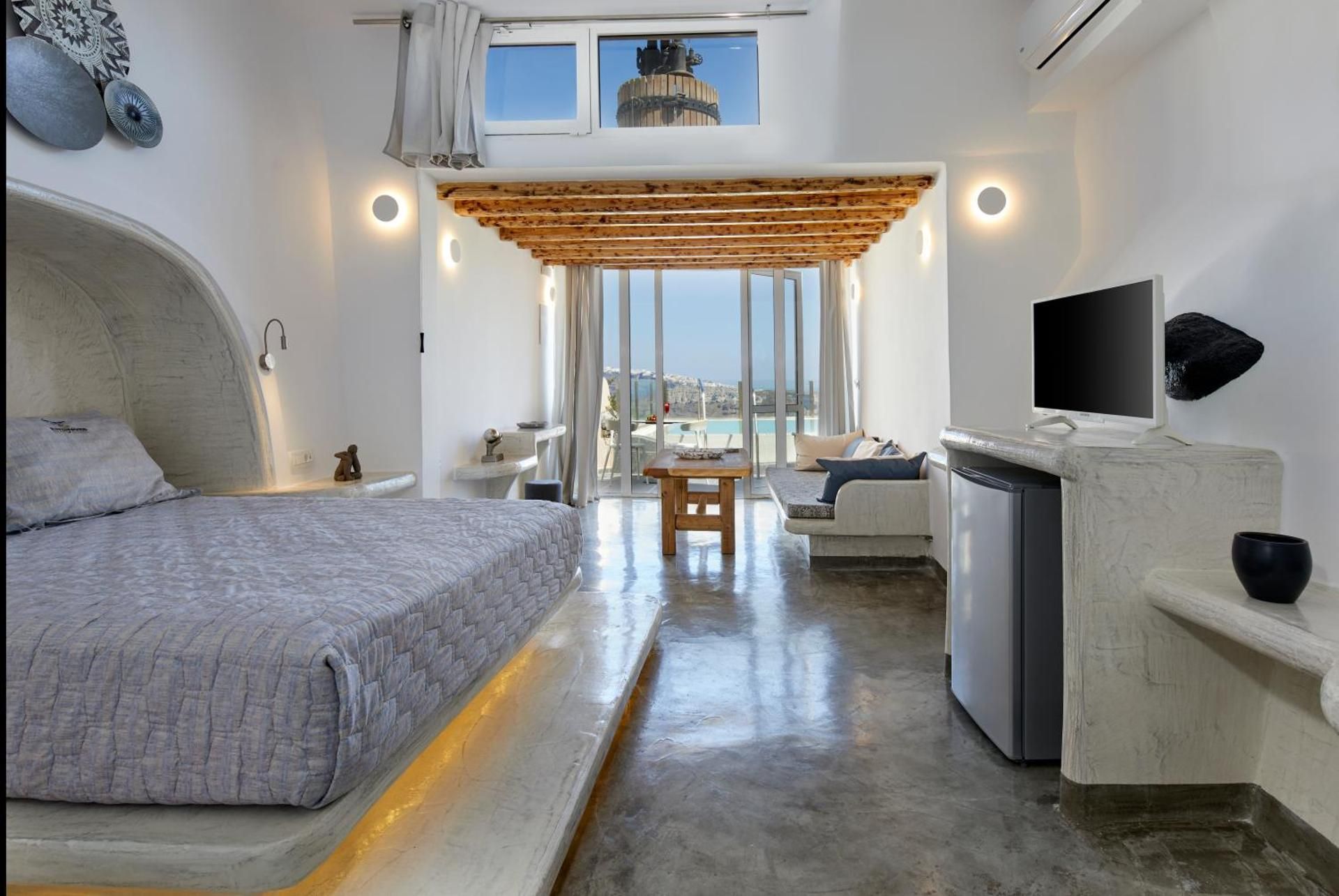  Cave Suite Outdoor Private Pool & Caldera View