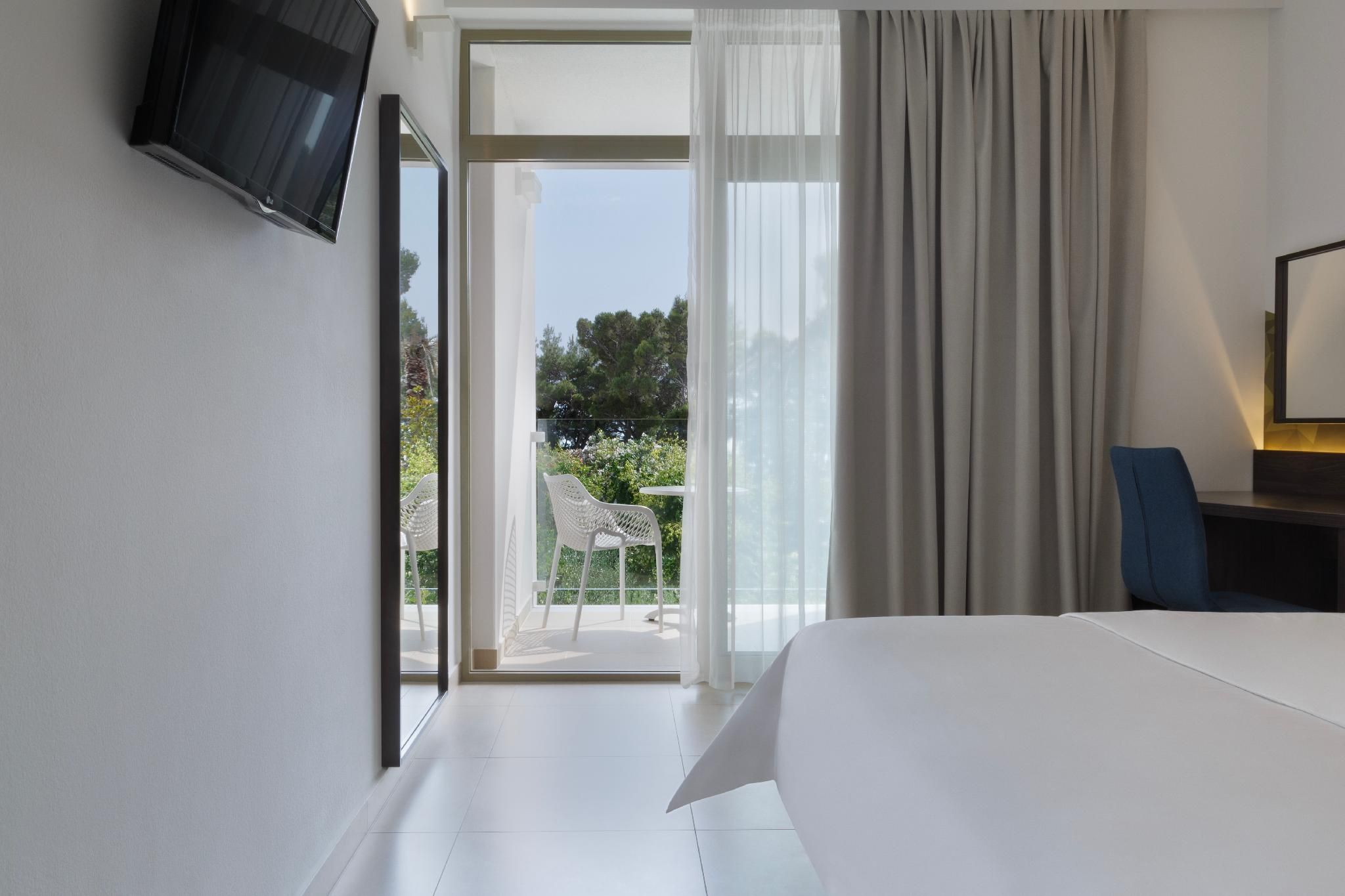 Bluesun Hotel Alga Standard Double Room with Balcony