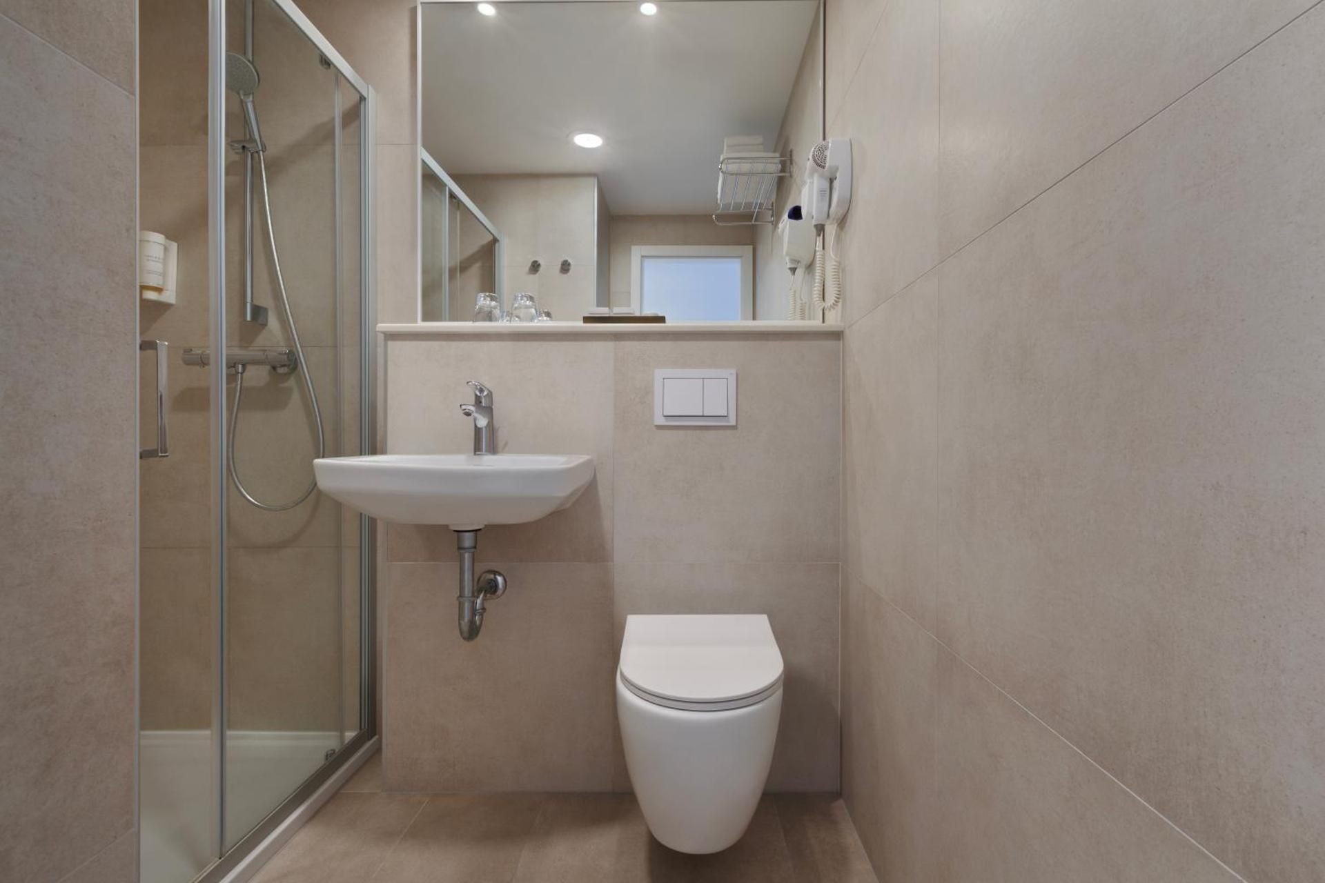 Single Sea side Room with Balcony