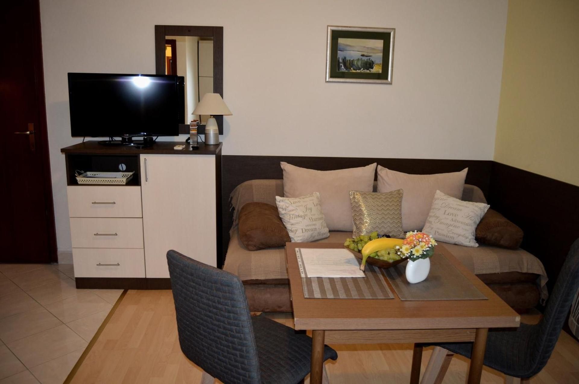 Studio with Balcony (2-3 Adults)