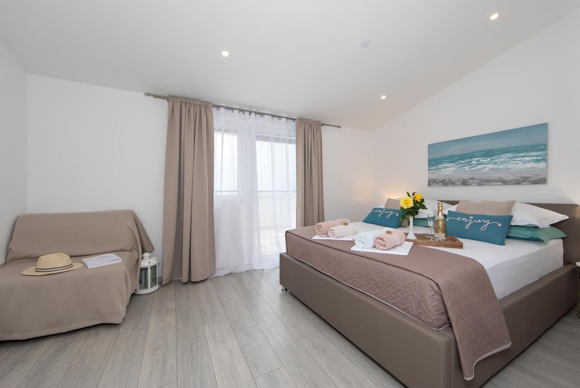 Two-Bedroom Apartment with Sea View