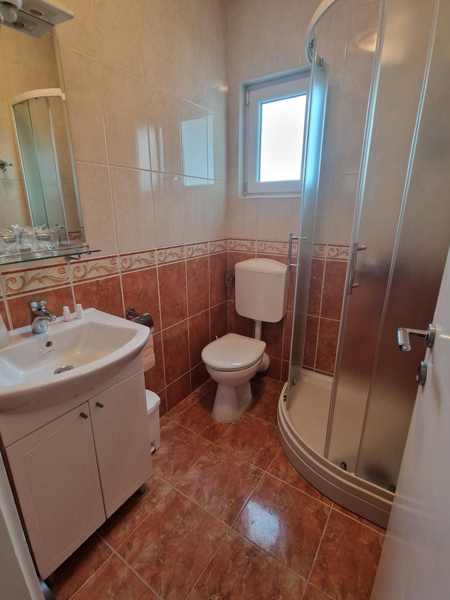 Double or Twin Room with Partial Sea View
