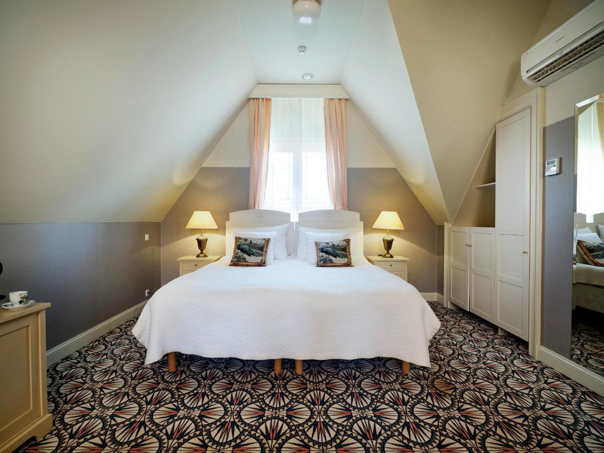 Garden Villa Spacious Double or Twin Room