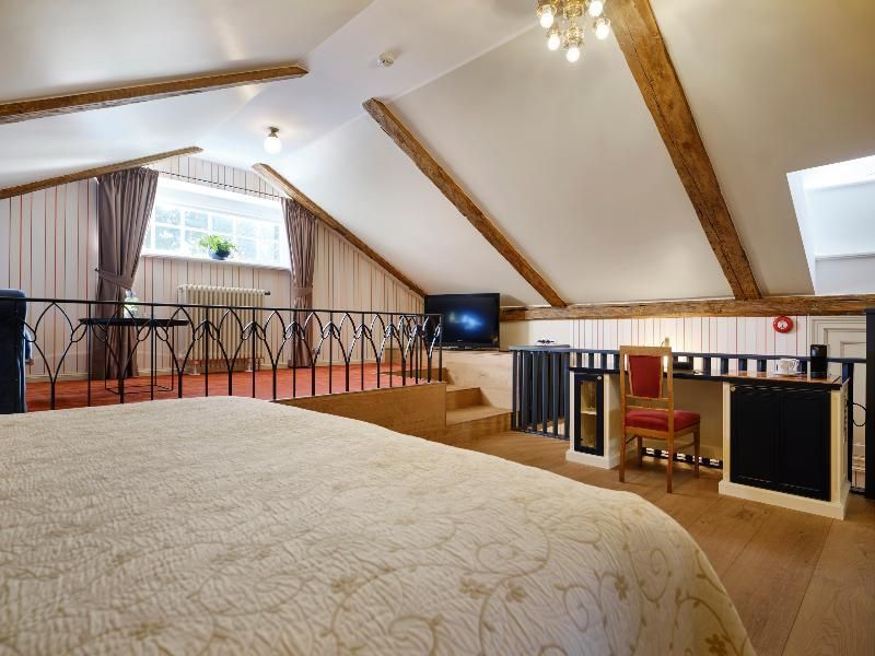 Sky Parlor Junior Suite with Sauna