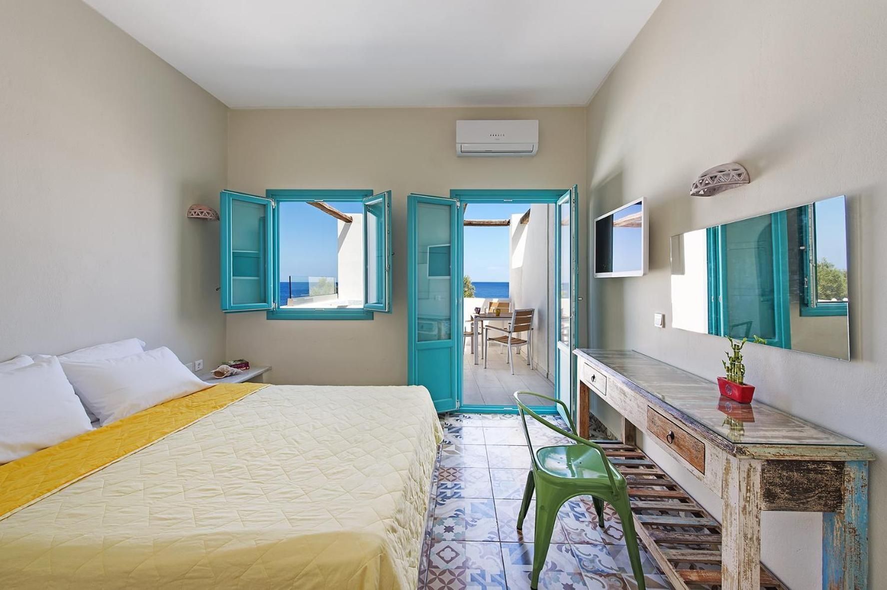 Family Suite with Sea view