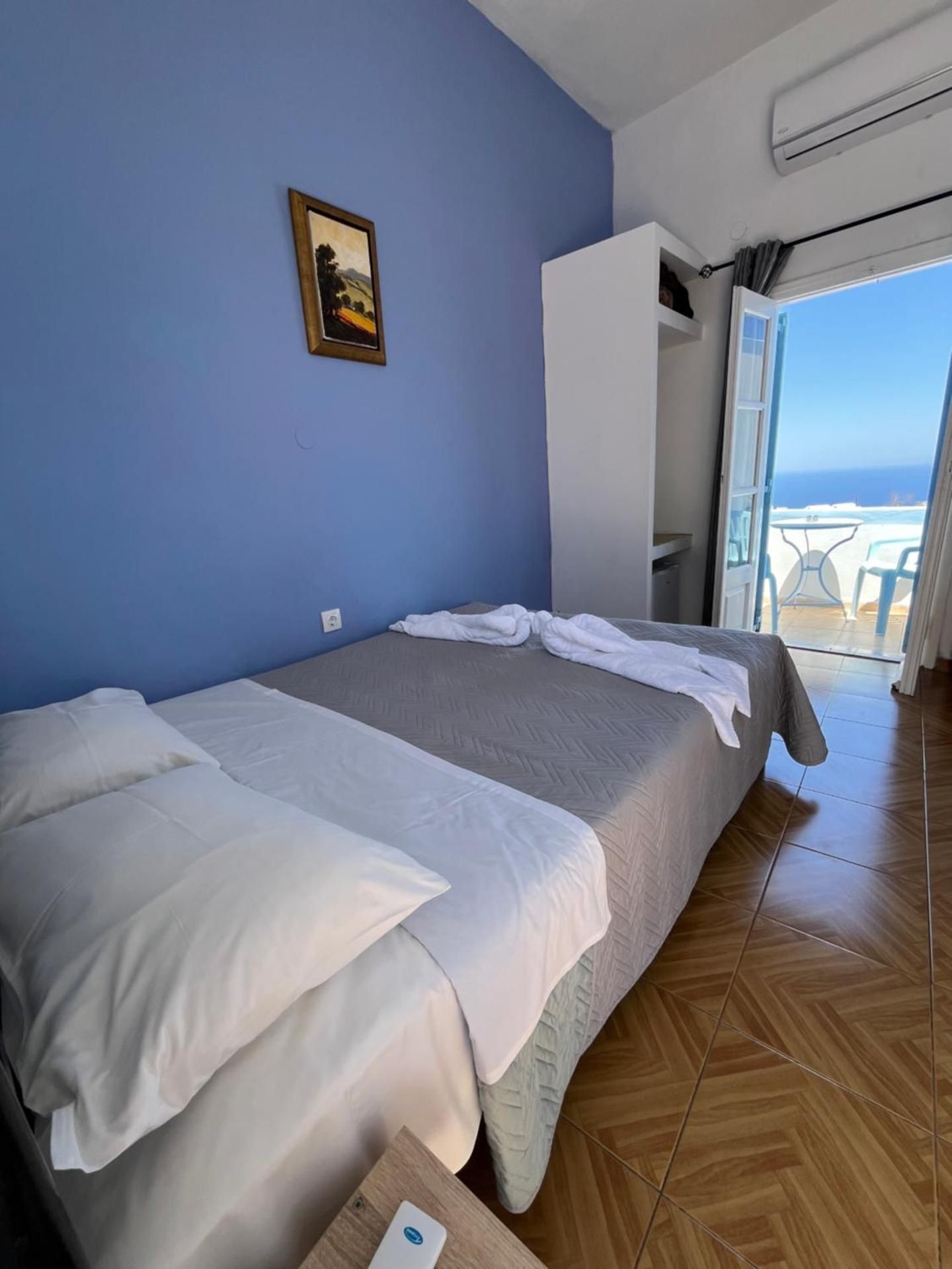 Double Room with Balcony and Sea View