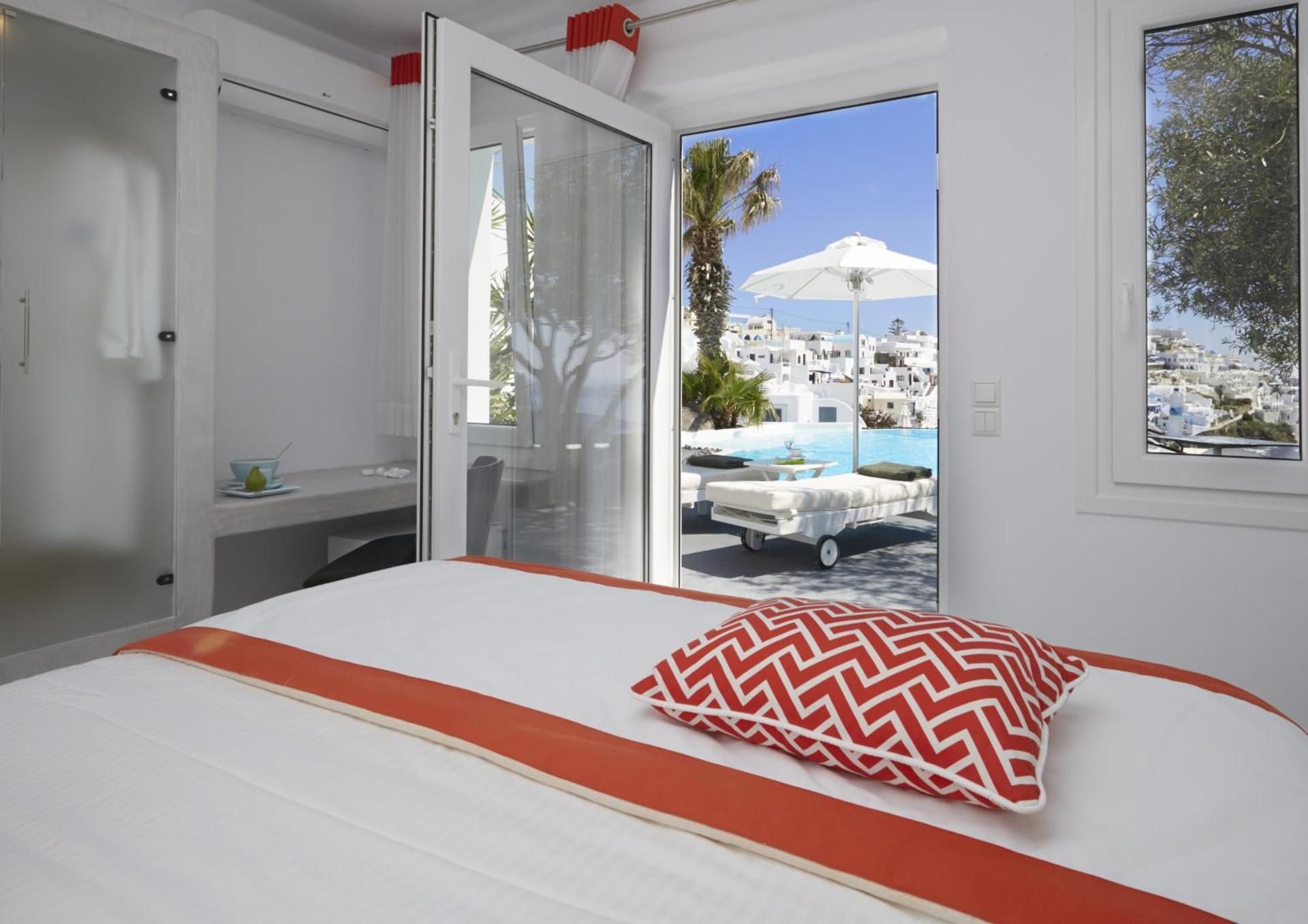 Honeymoon Suite