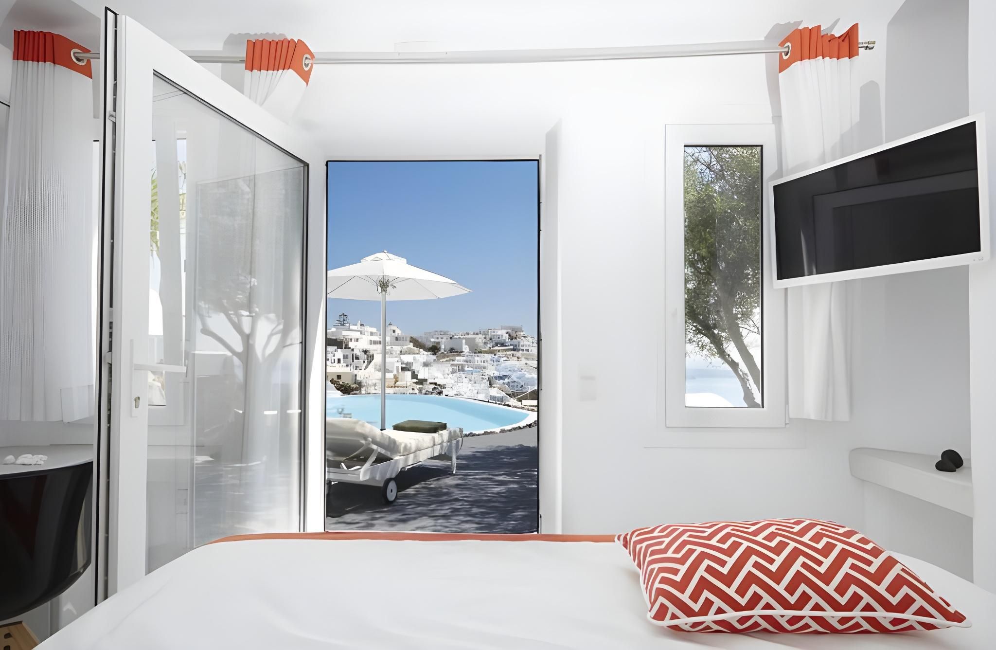Honeymoon Suite
