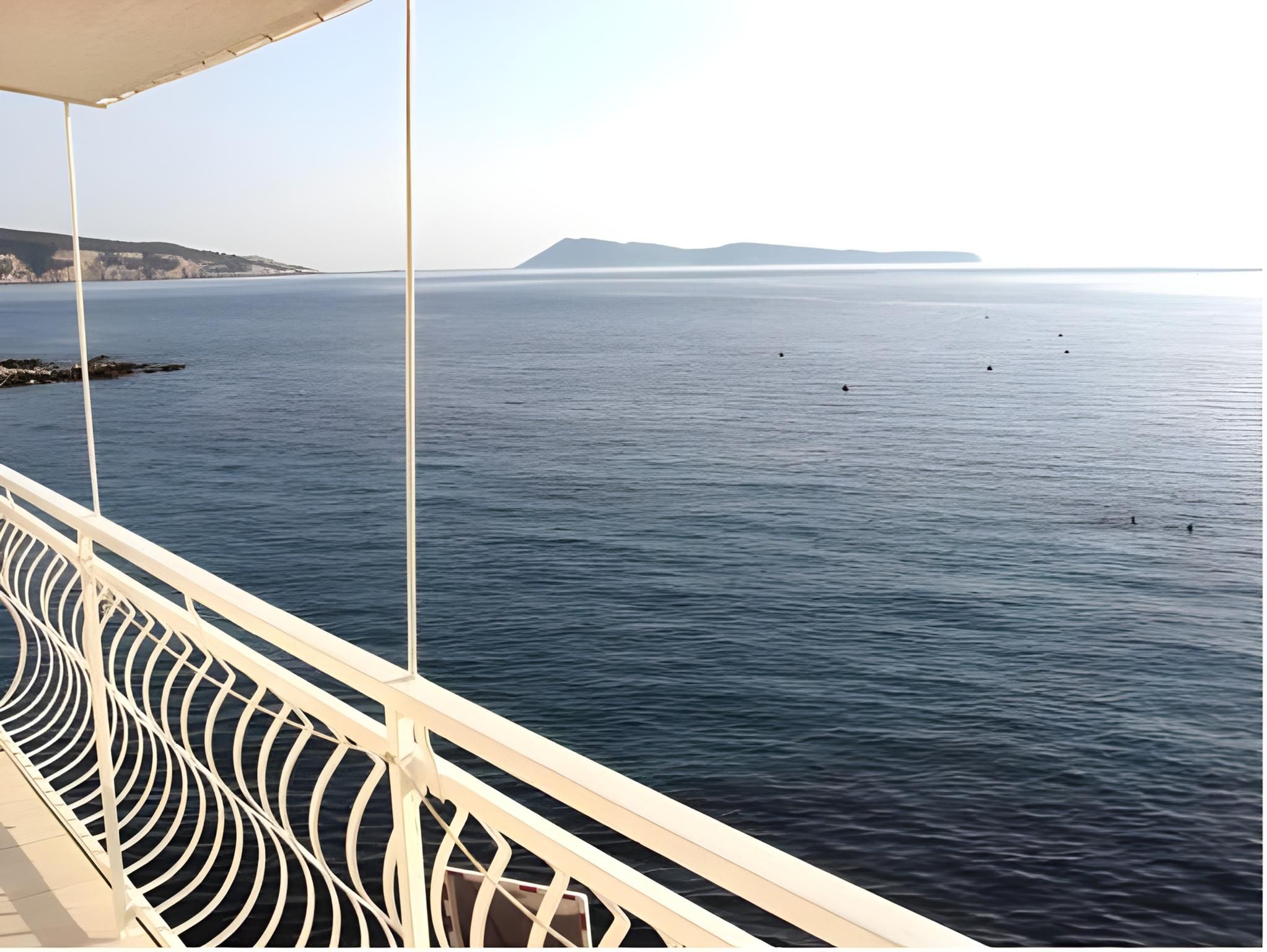 Triple Room with Balcony and Sea View