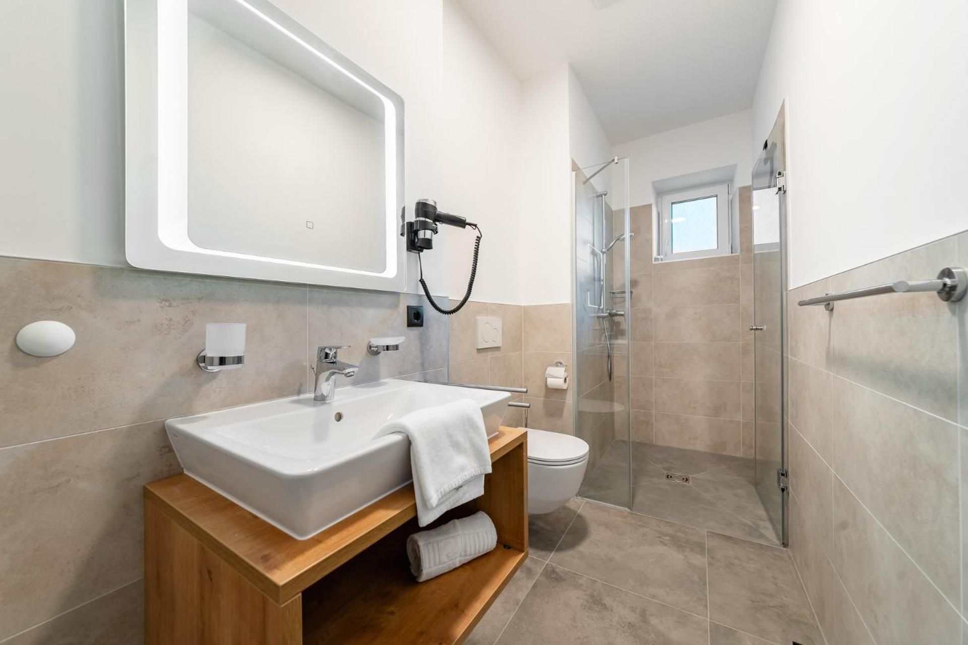 Das Sill by Inncomer Suite with Balcony 2