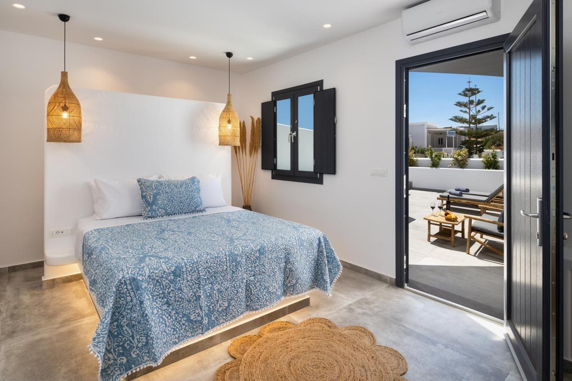 Aiolos Suite with Private Hot Tub