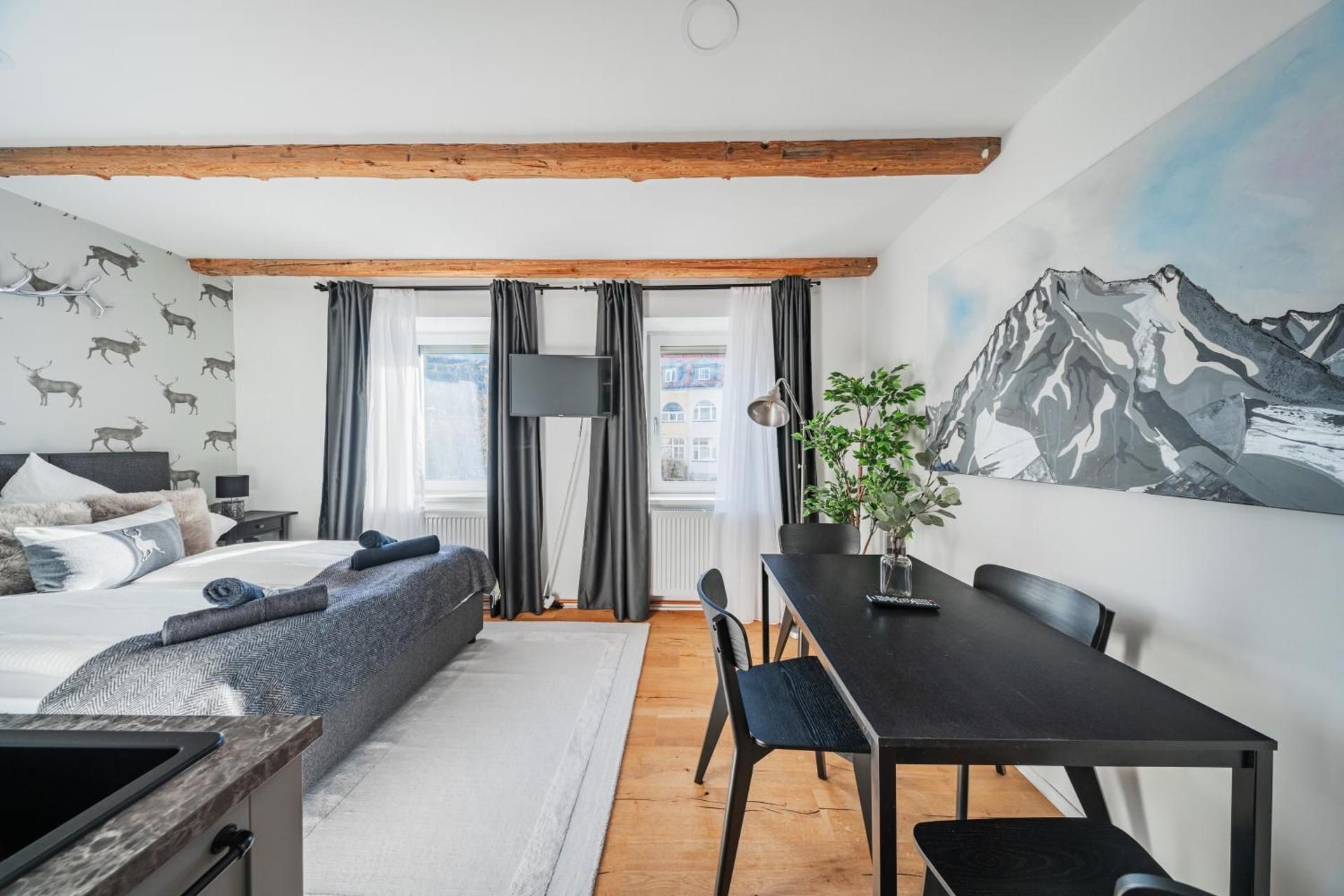 Superior Apartment