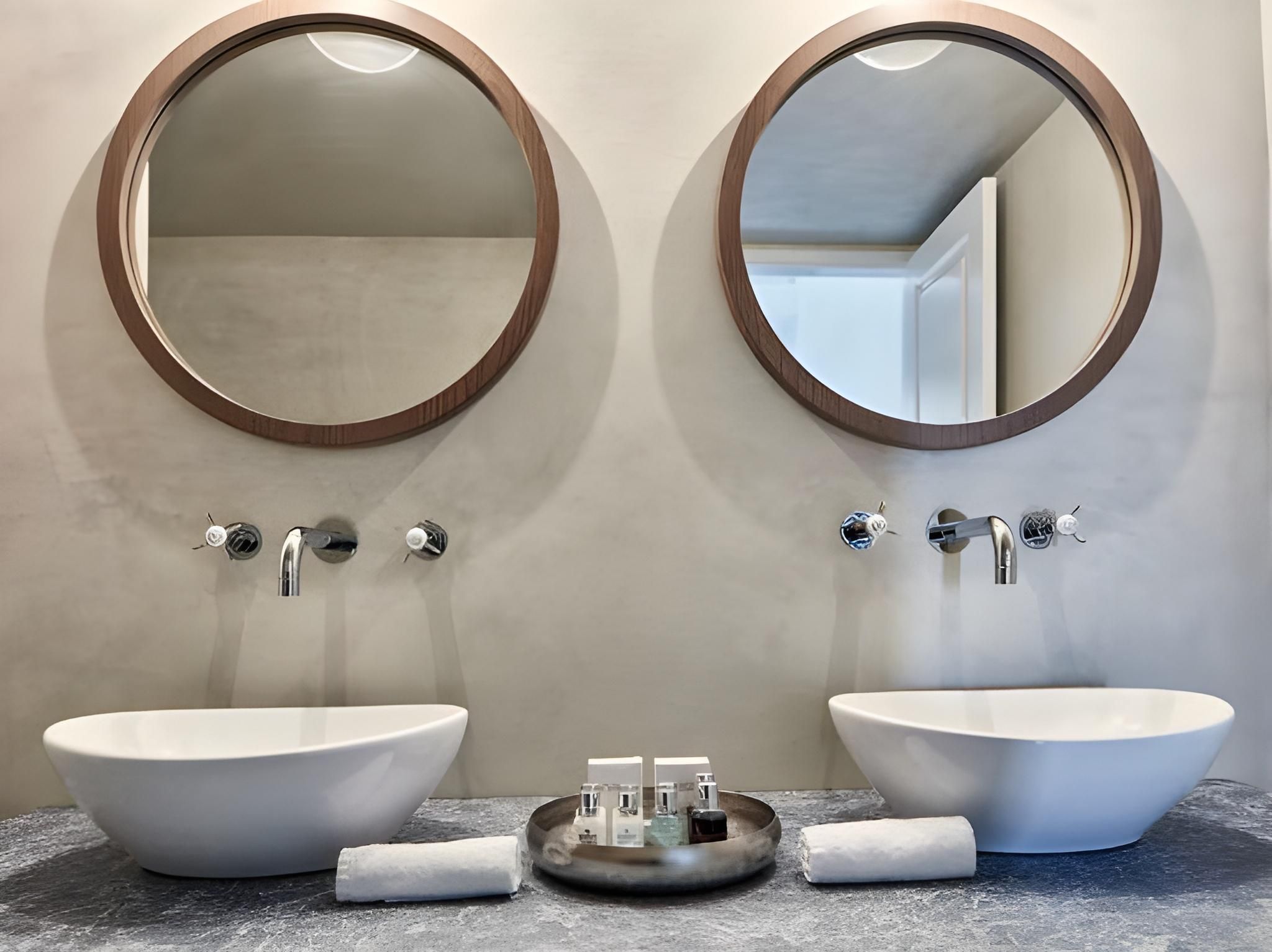 Cave Suite Caldera View