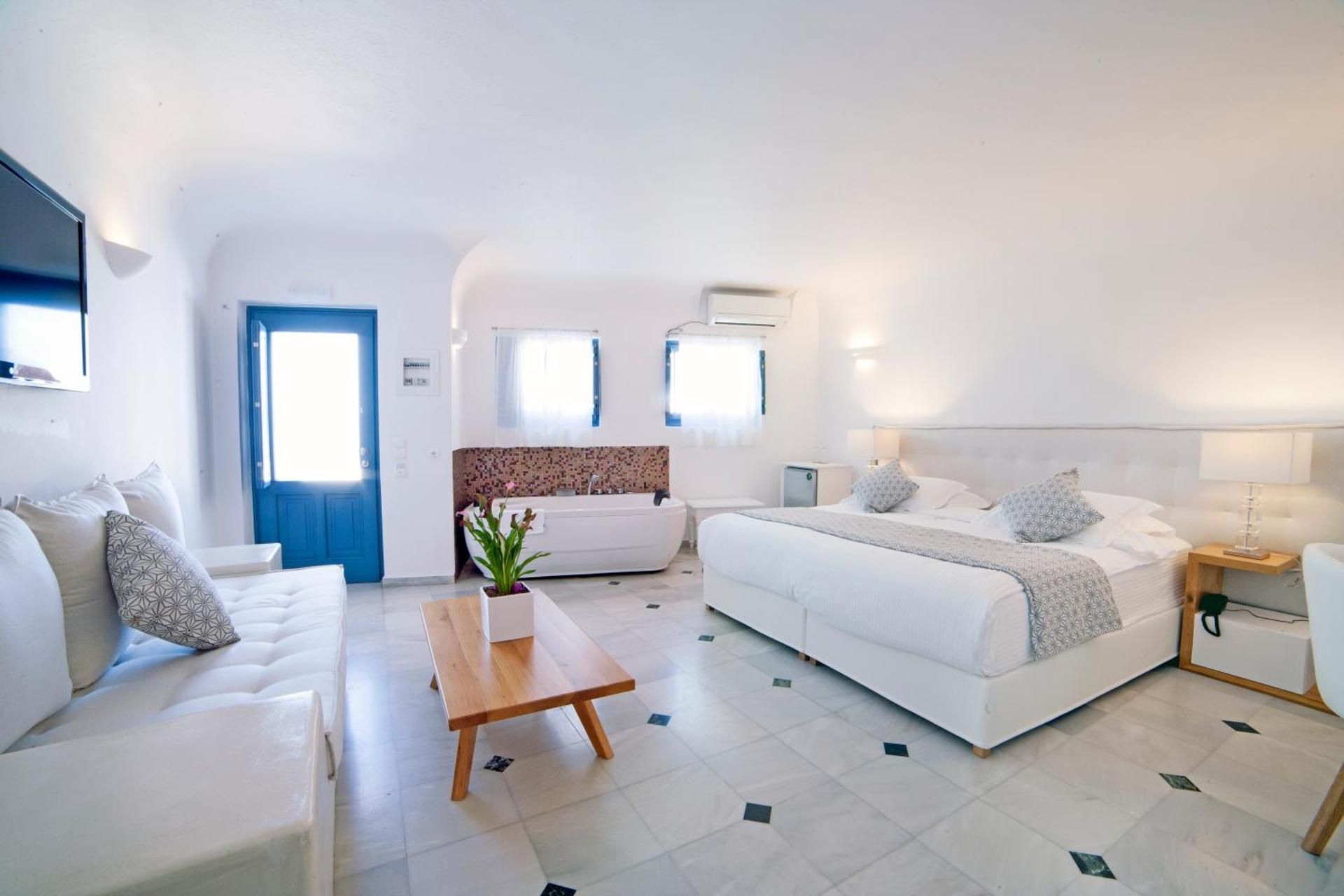 Anteliz Suites Double Room 2