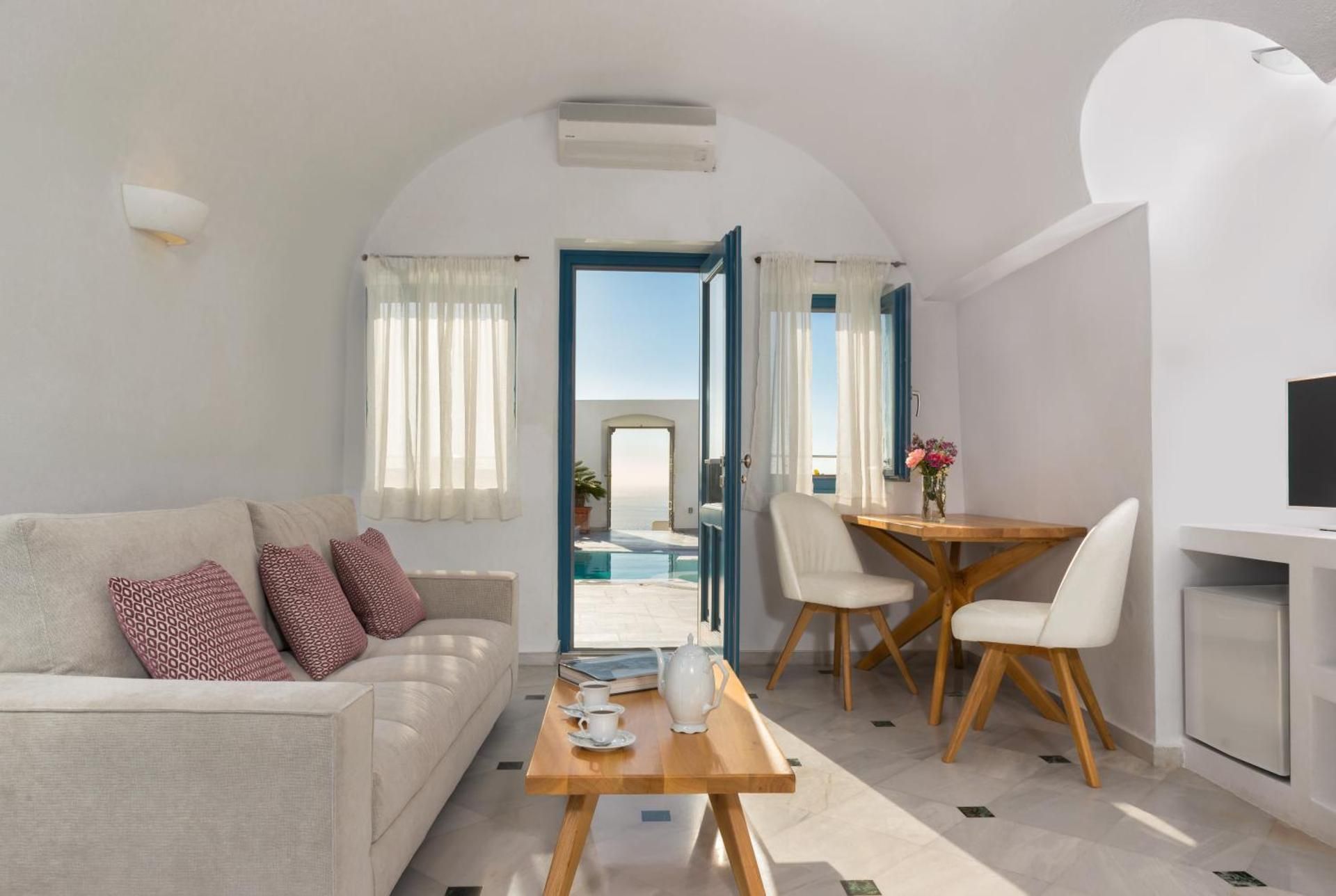 Anteliz Suites Senior Suite 2