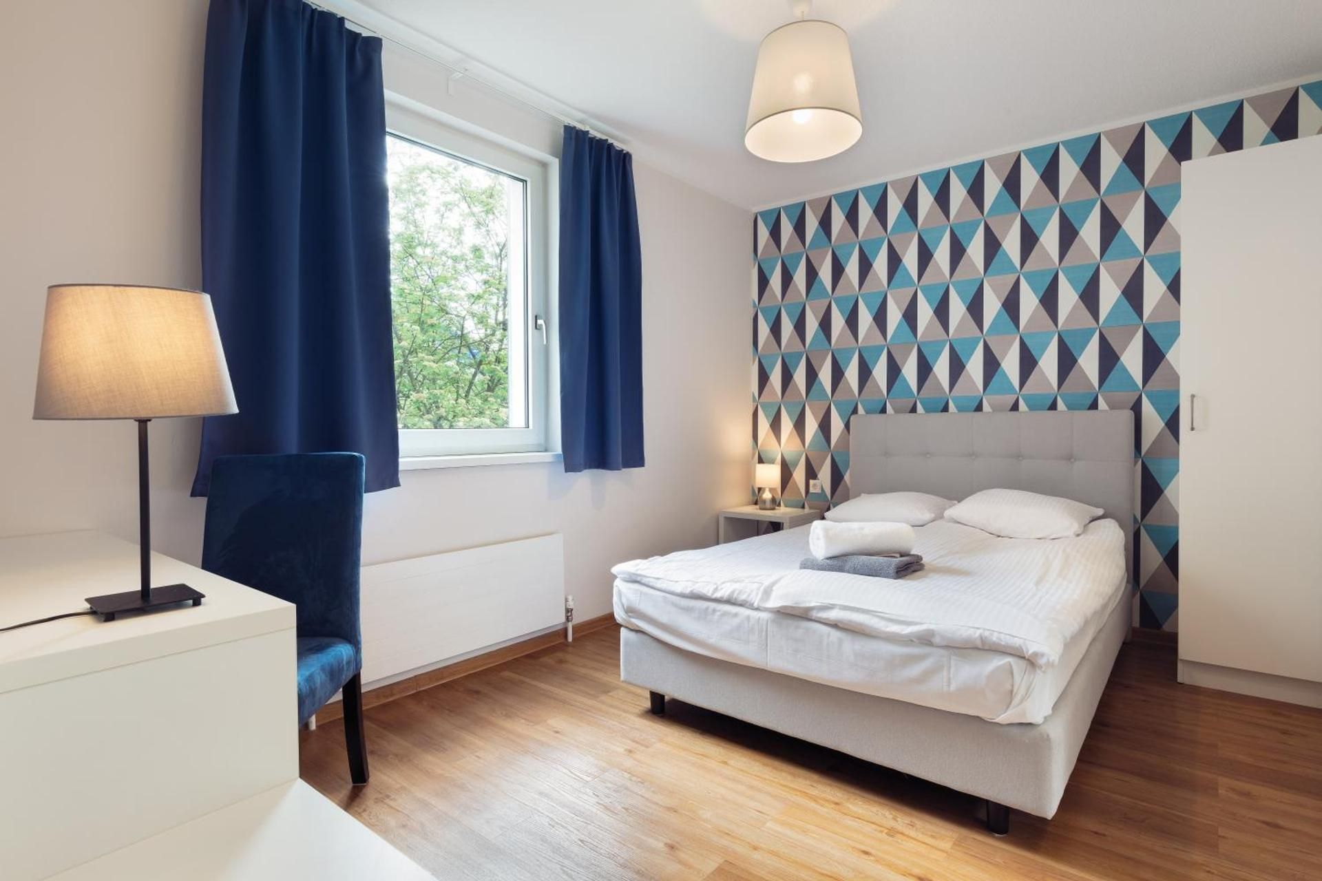 Hostel Marmota Double Room with Private External Bathroom 2