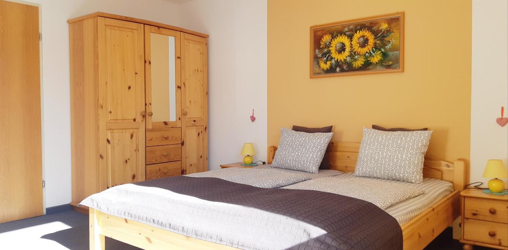 Double Room with Balcony and Parking