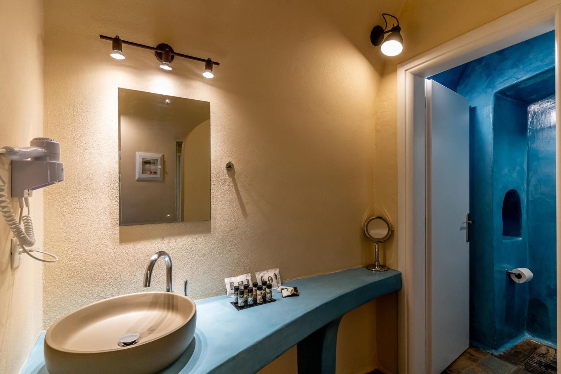 Alma Libre Suites Superior Apartment 3