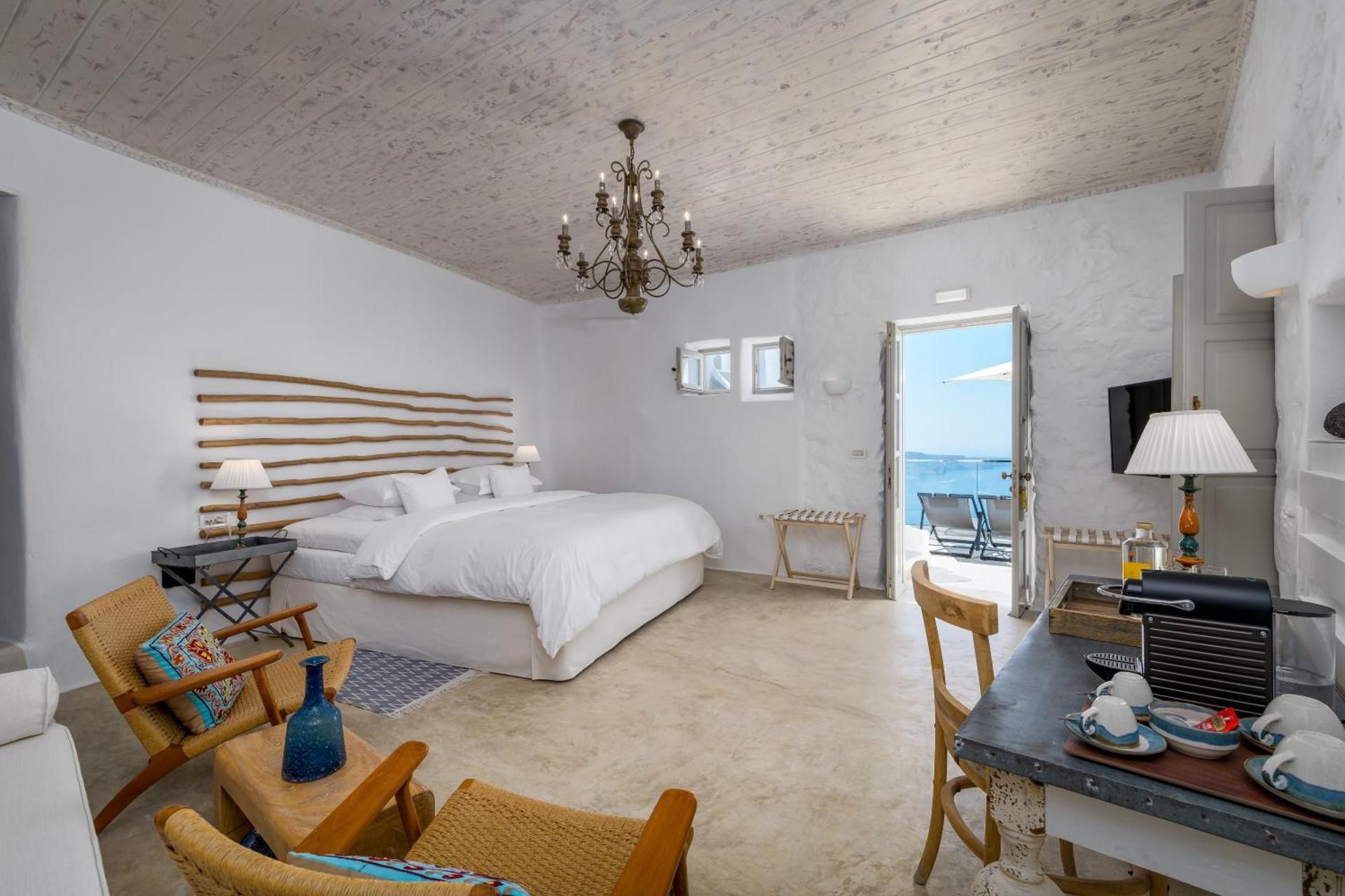 The Cliff Suite