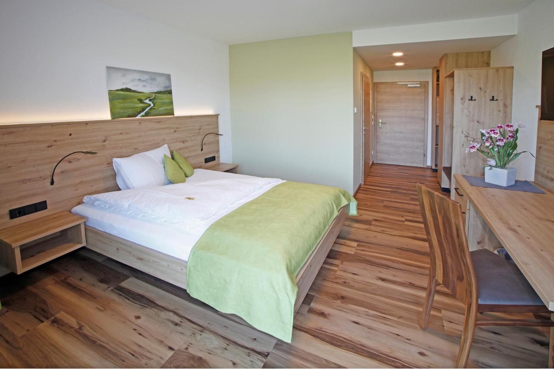 Single Room with Terrace
