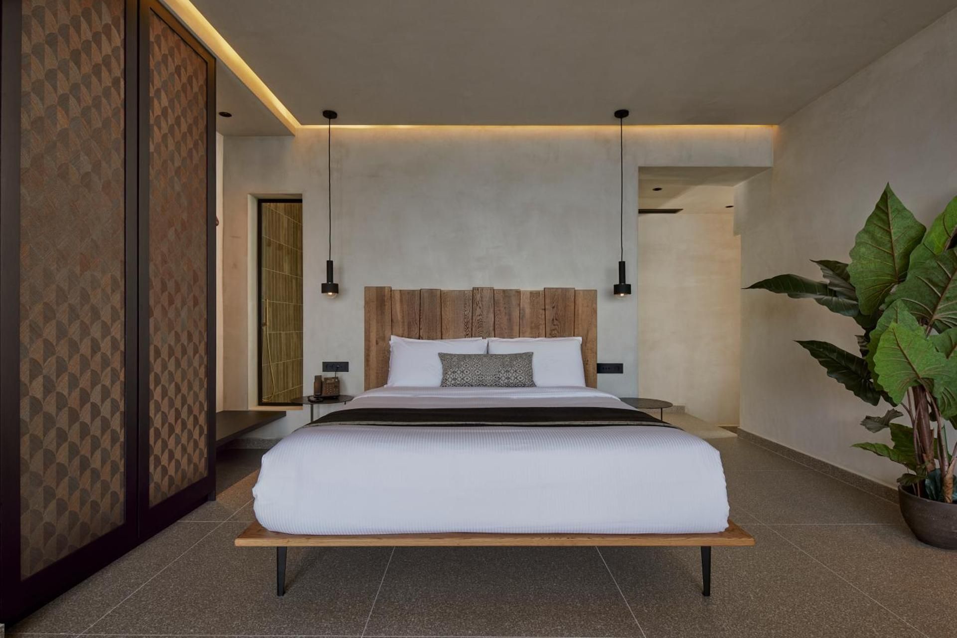 Master Suite with Caldera View & Hot Tub