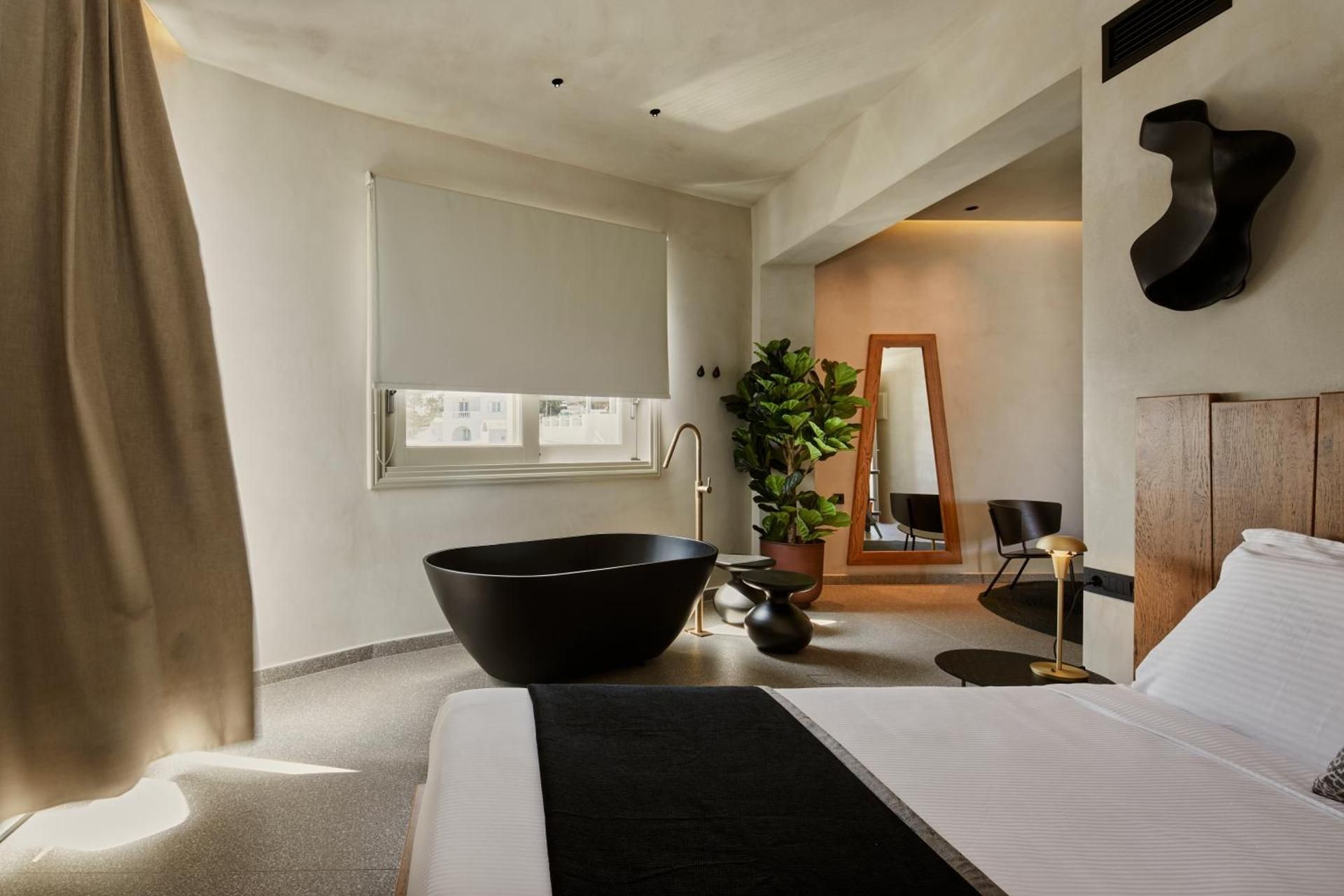 Grand Suite with Caldera View & Hot Tub