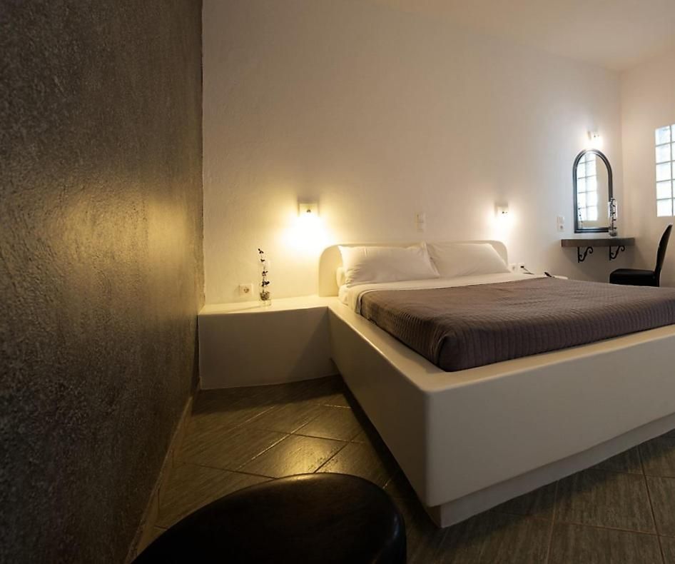 Junior Suite with Volcano View