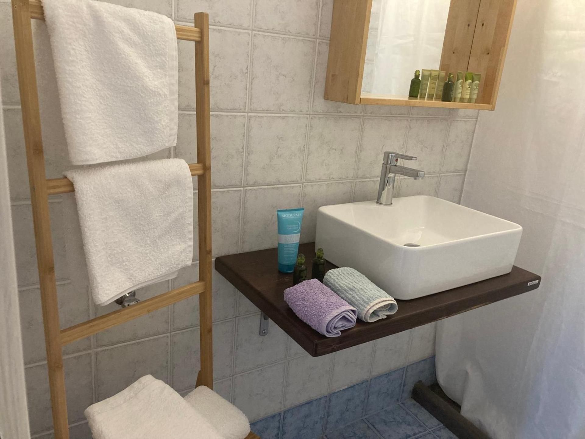 Studio with Sea View - Ground Floor