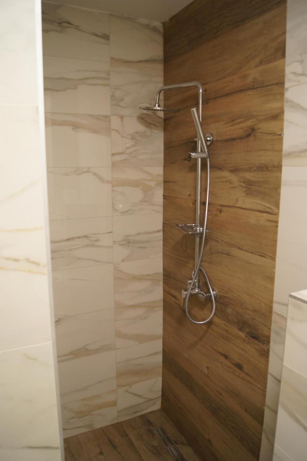 Twin Room with Private Bathroom