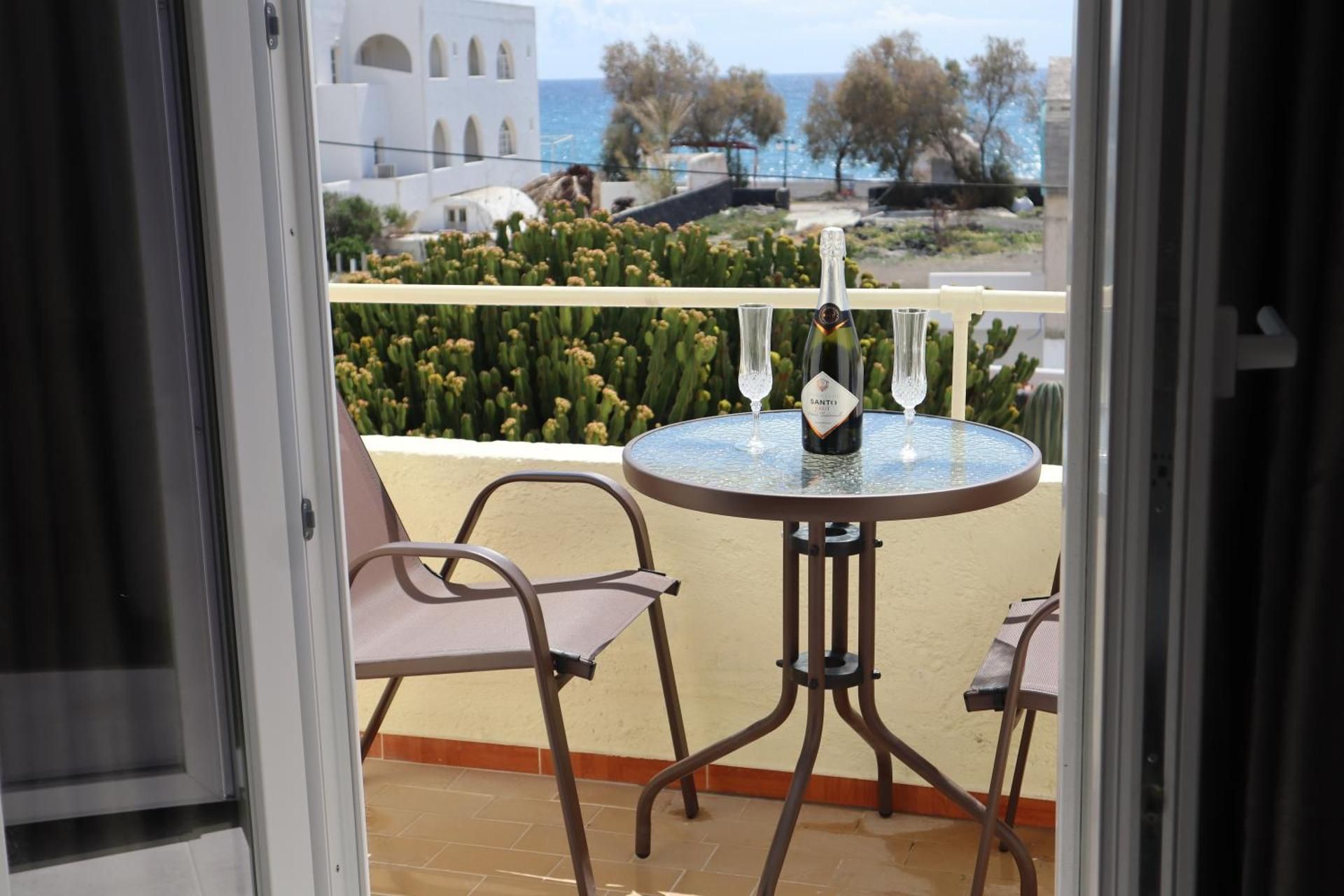 Pension St.George Rooms & Studios Deluxe Triple Room with Sea View 2