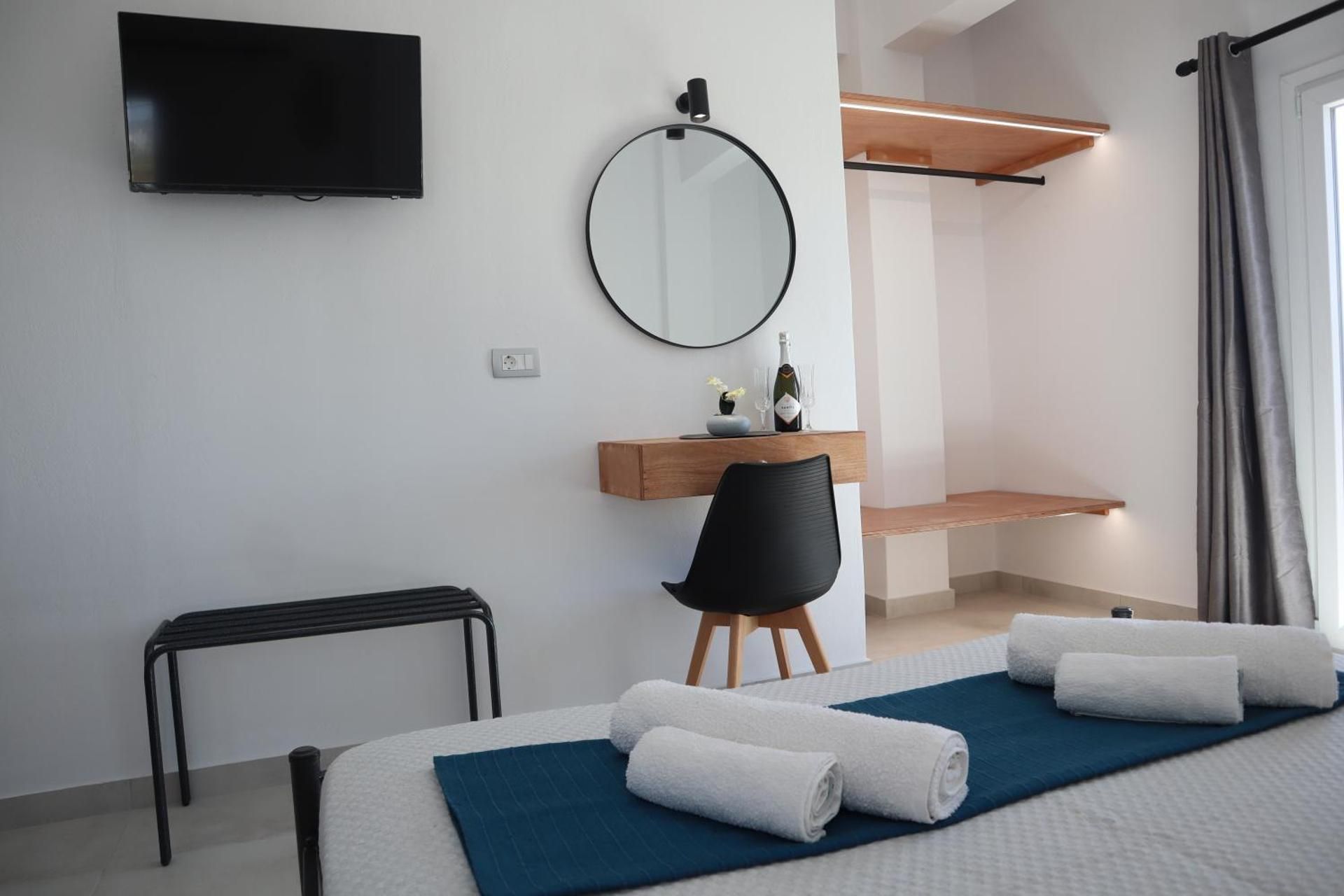 Pension St.George Rooms & Studios Deluxe Triple Room with Sea View