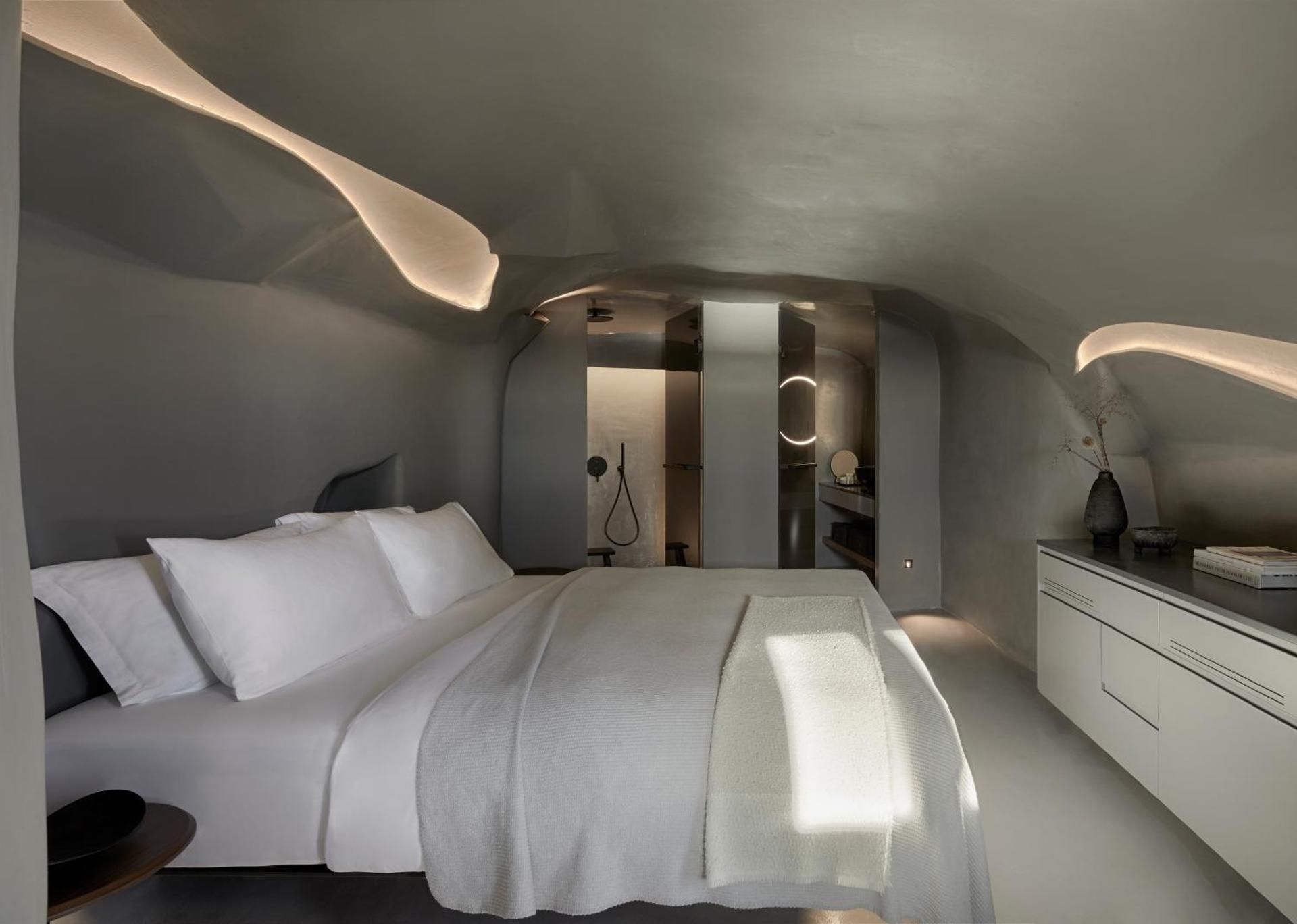 Junior Suite Sunset View with Heated Cave Pool