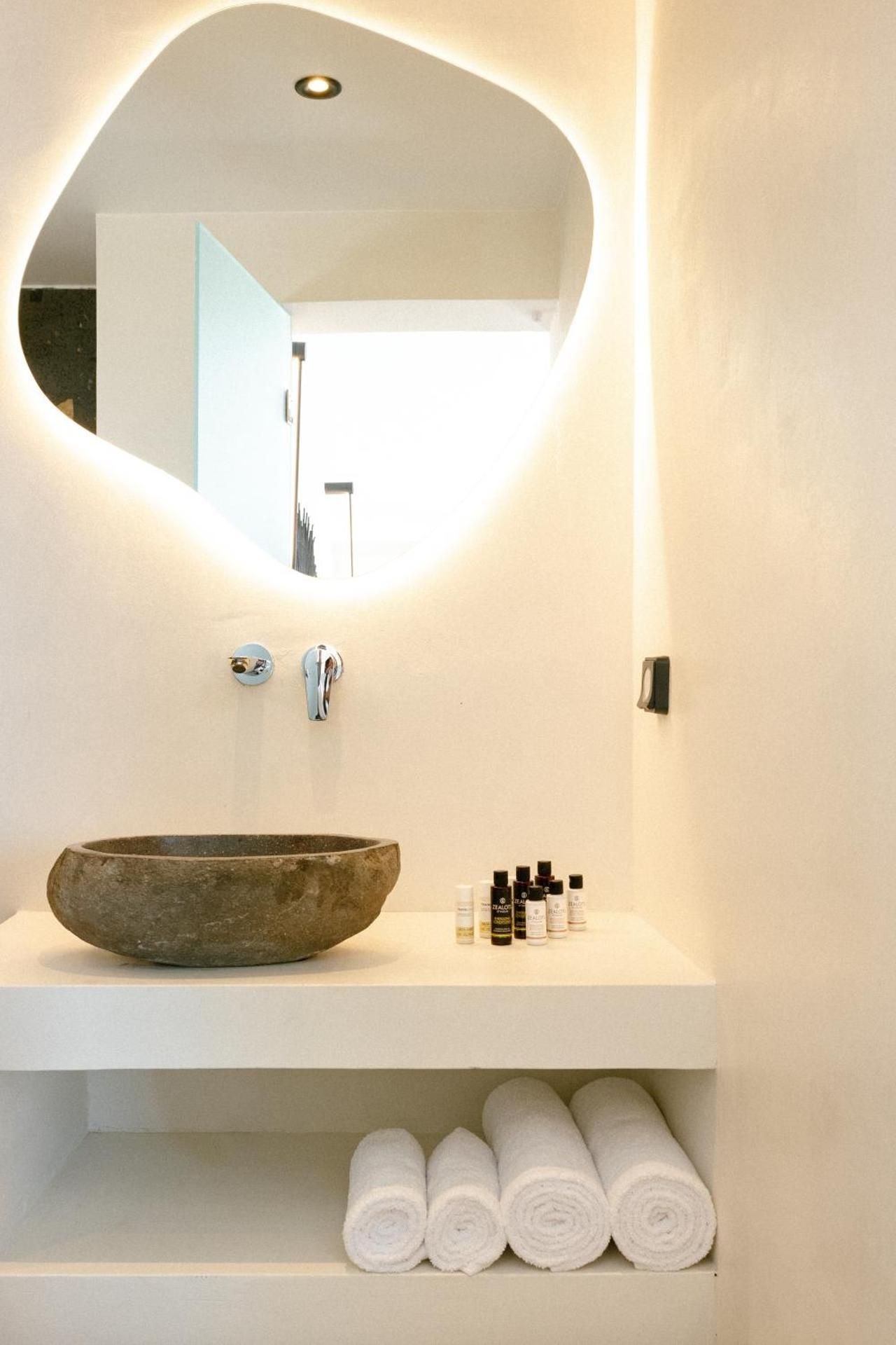 Superior Suite | Sea View & Outdoor Hot tub