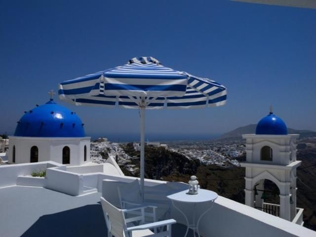 Superior Double with Outdoor Plunge Pool and Caldera View