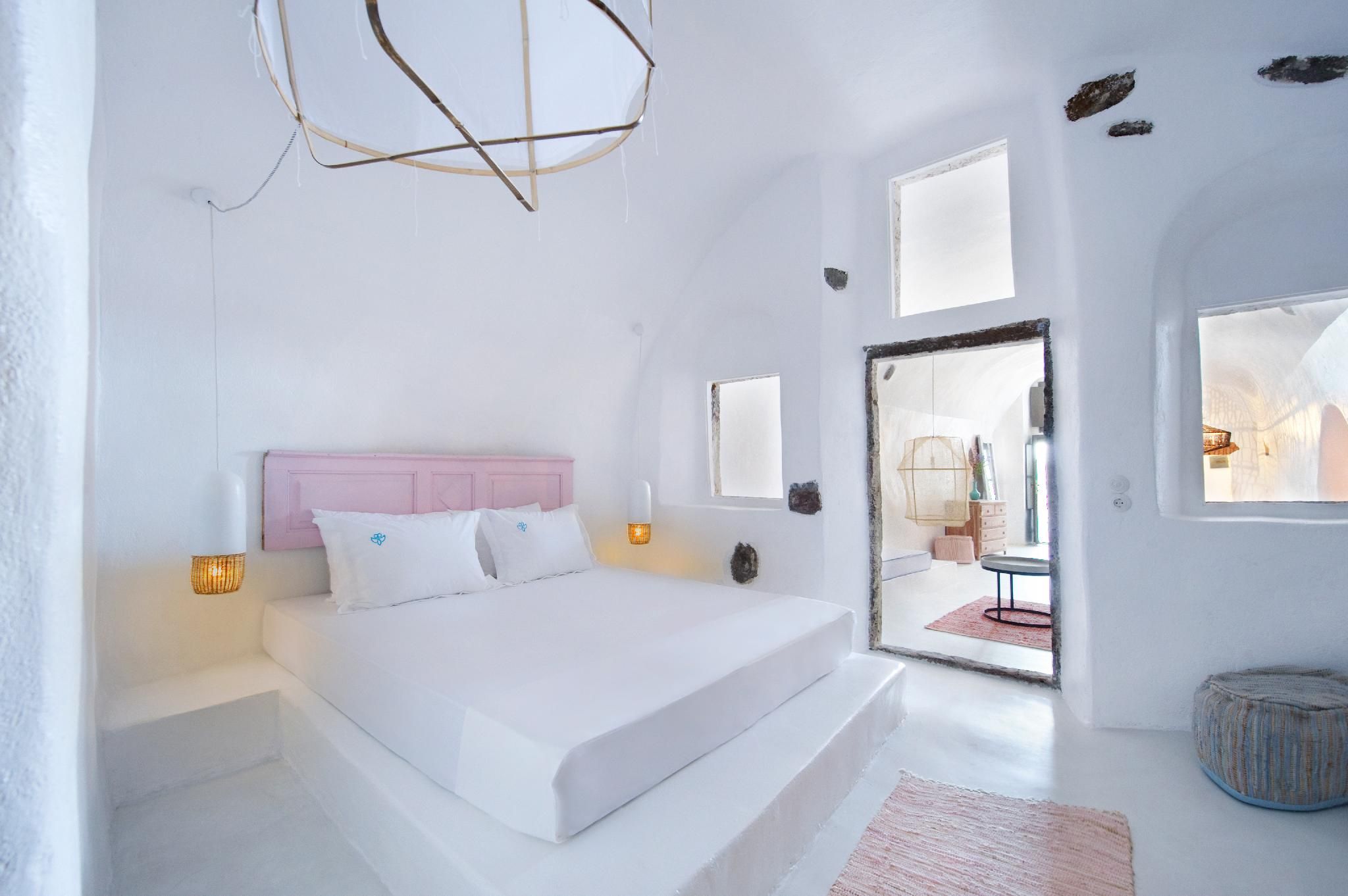 Crypt Exclusive Caldera View Cave Suite with Indoor and Outdoor Plunge Pool