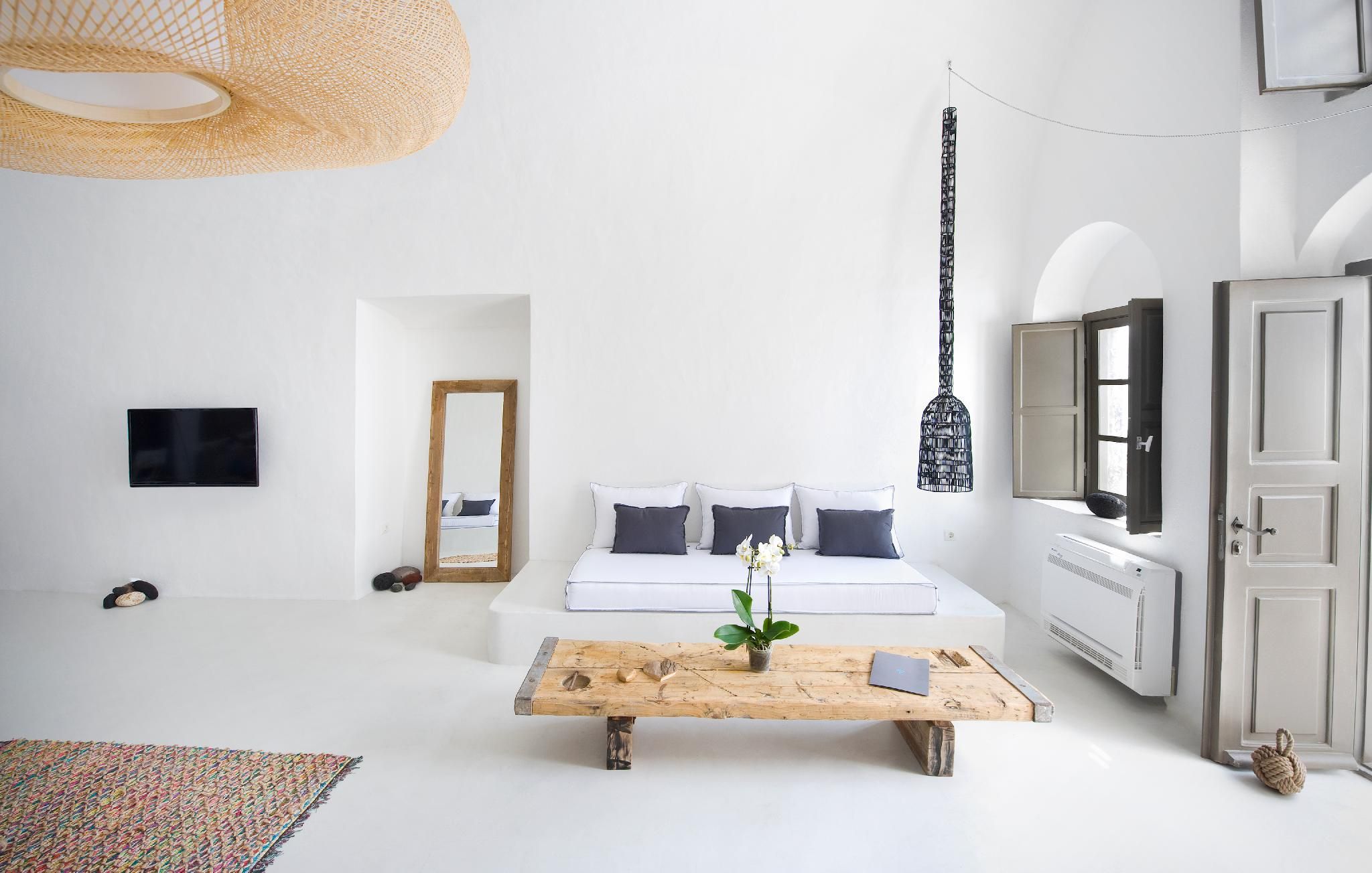 Enigma Superior Caldera View Cave Suite with Outdoor Plunge Pool