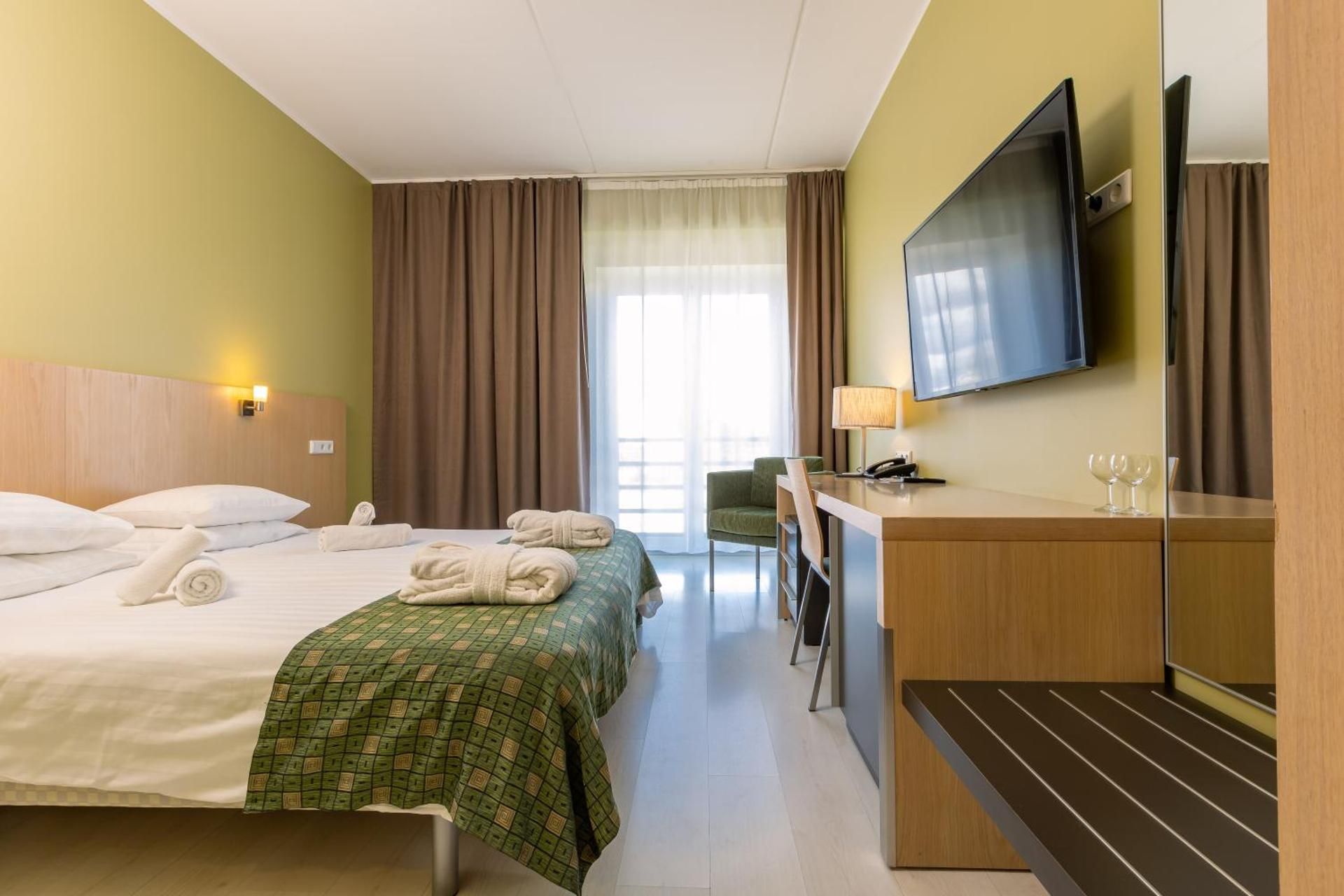 Superior Double or Twin Room with Spa Access