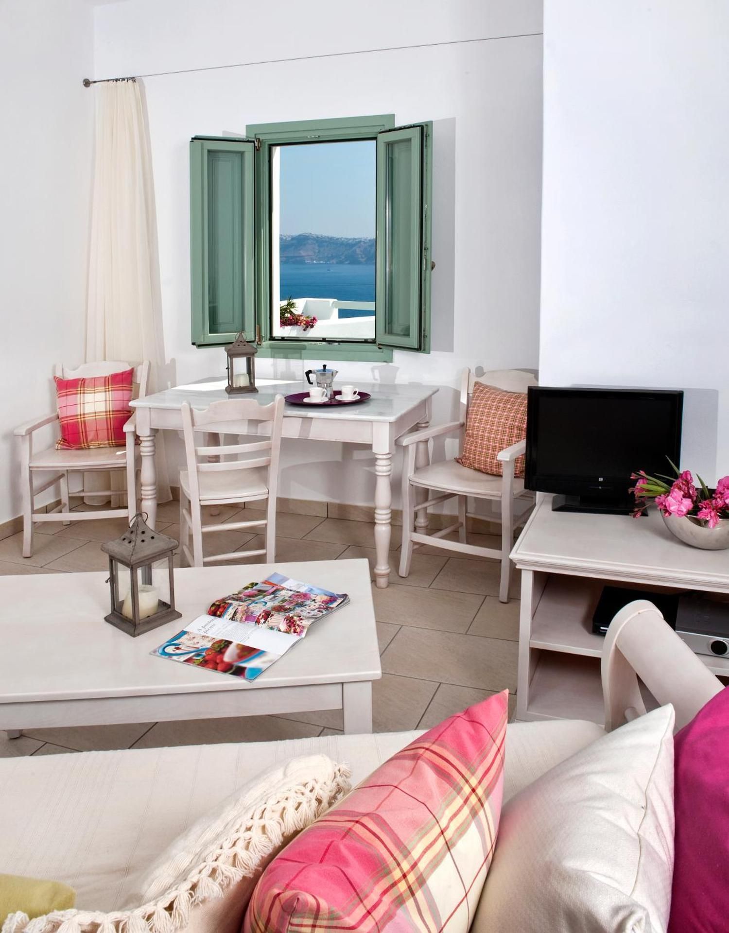 Two Bedroom Apartment Caldera View