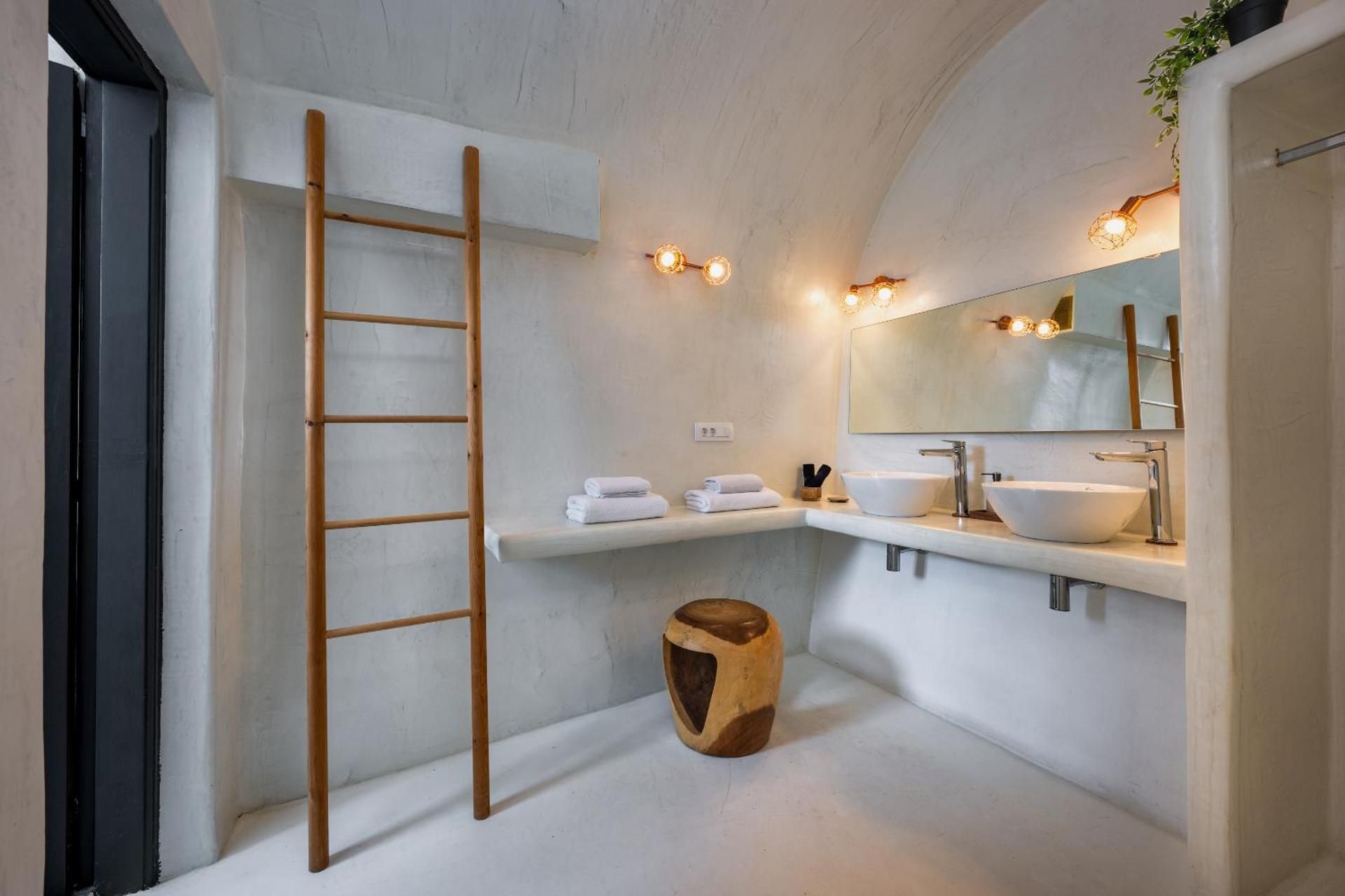 One-Bedroom Villa