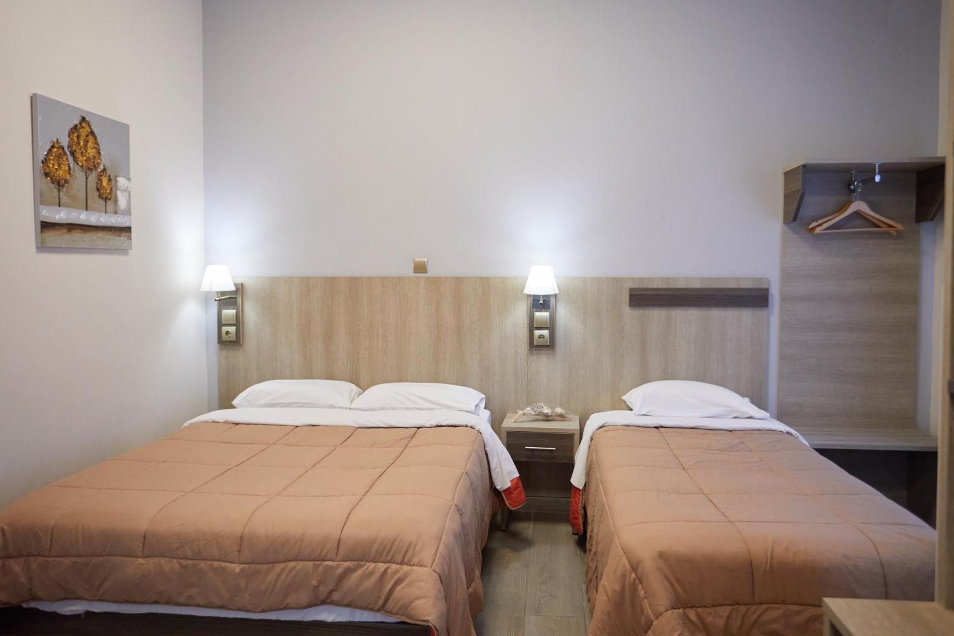 Triple room without view