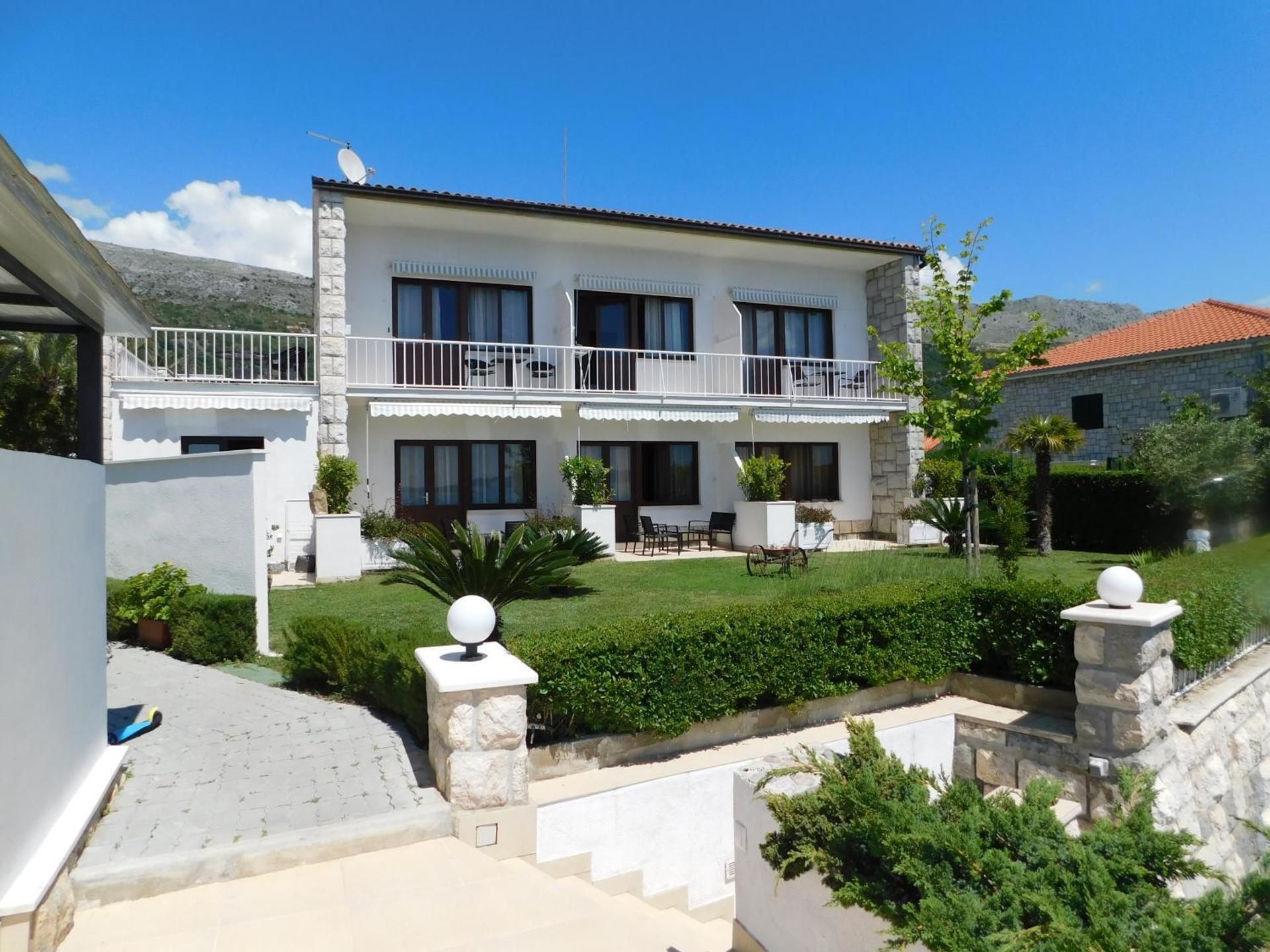 Beach Villa Bozikovic