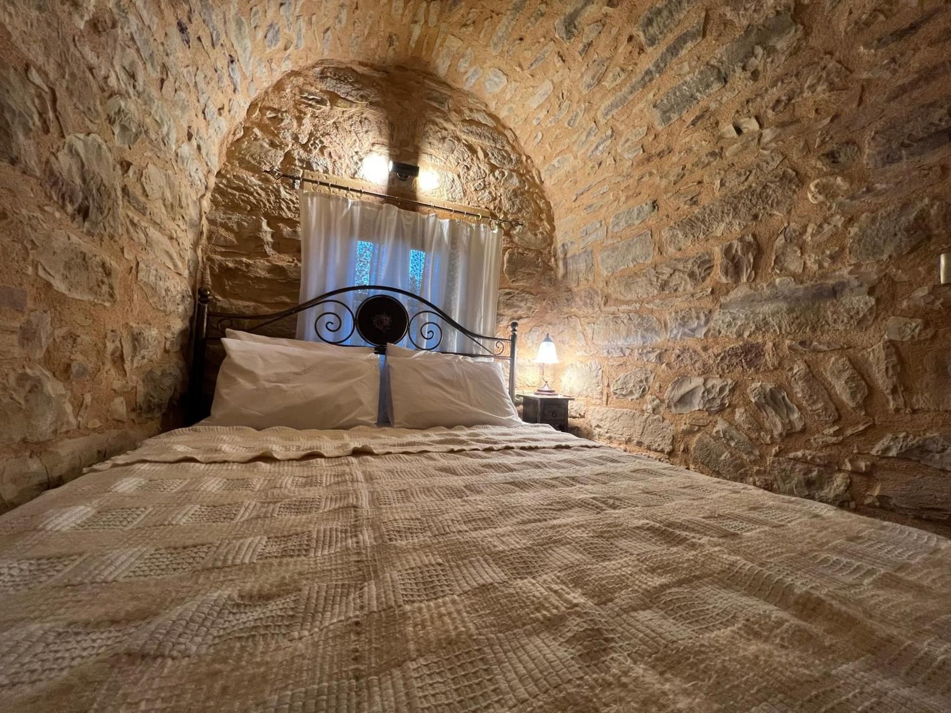 Deluxe Double Room with Bath