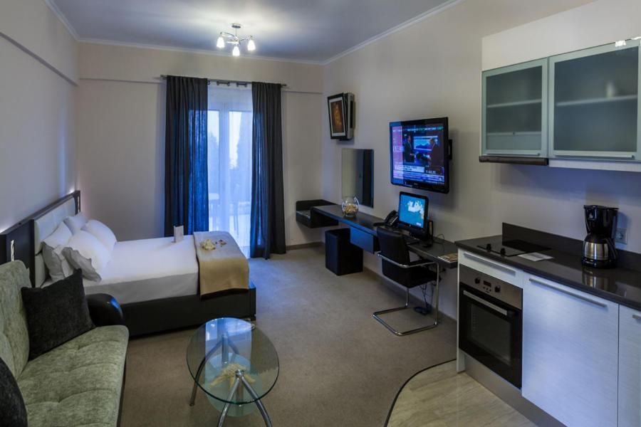 Deluxe Apartment with Accessible Features