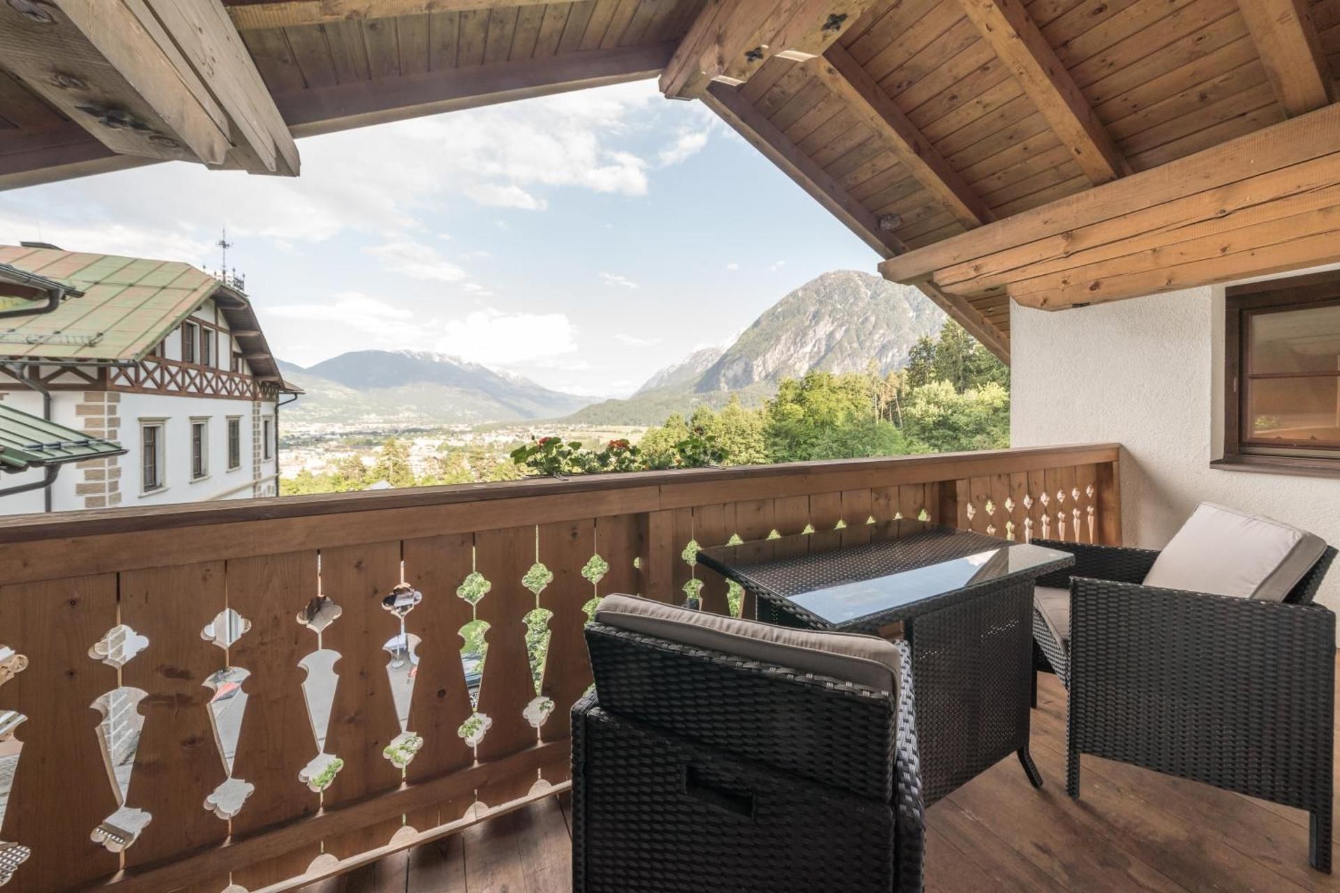 Apartment with Balcony and Panoramic View